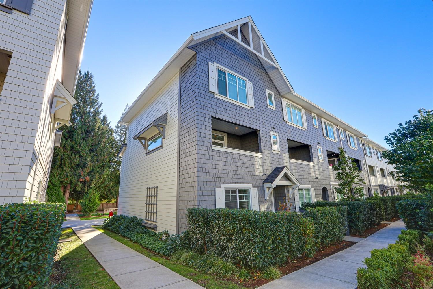 15850 85 Avenue #104, Surrey, BC V4N 6W2