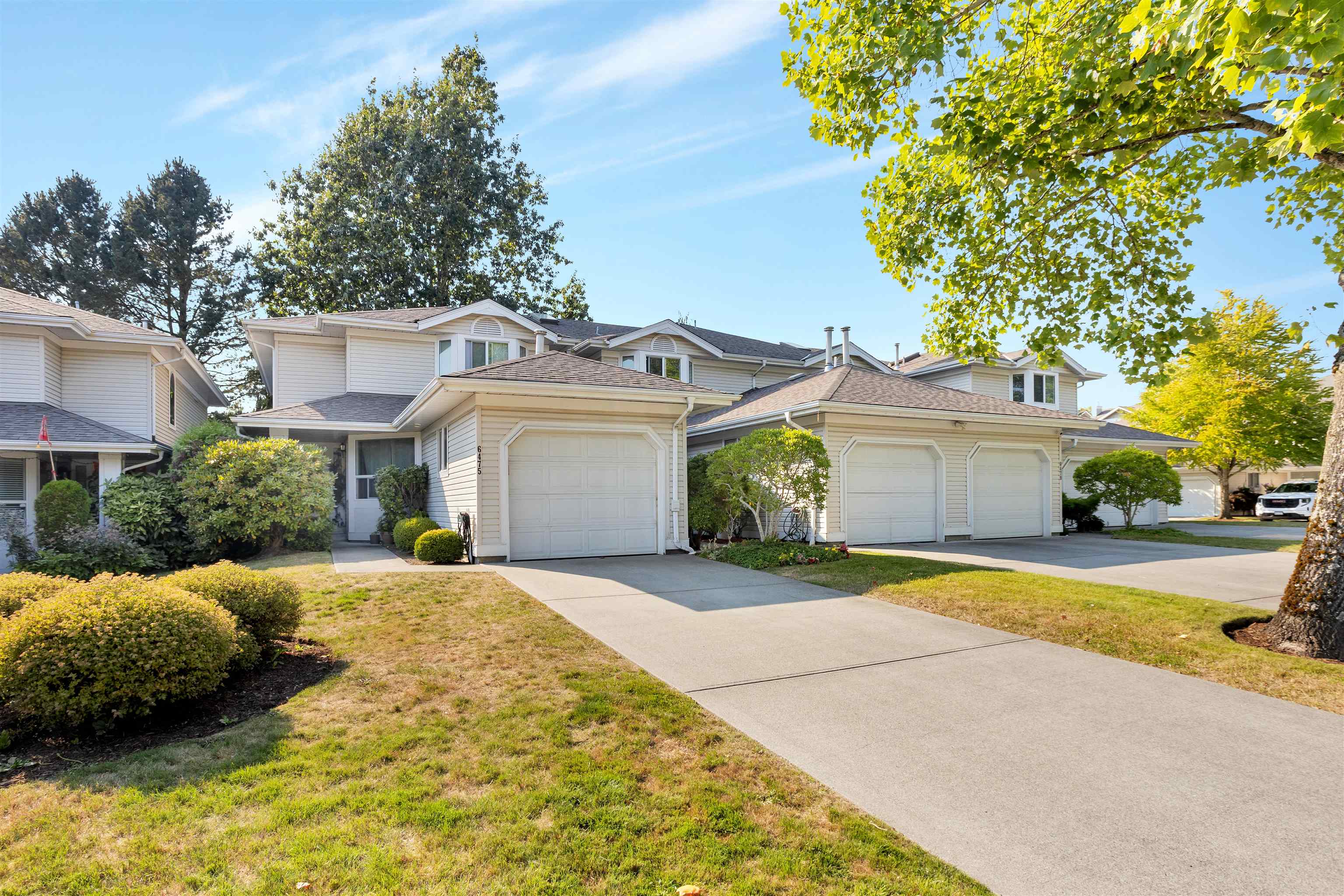 121 A Street, Surrey, BC V3W 0Y4