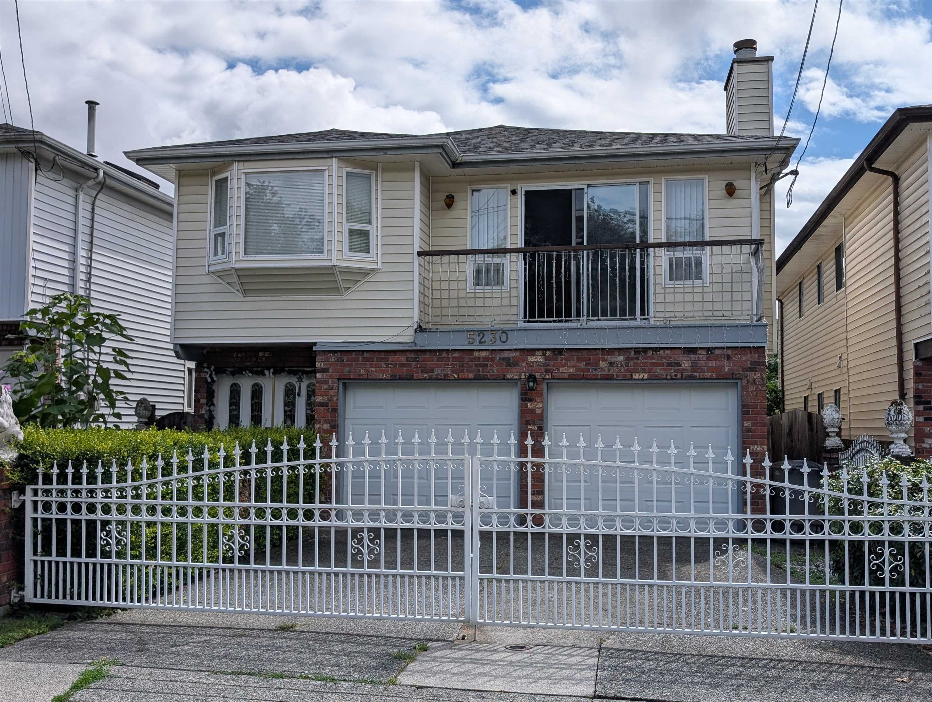 5230 Mckinnon Street, Vancouver, BC V5R 4C6