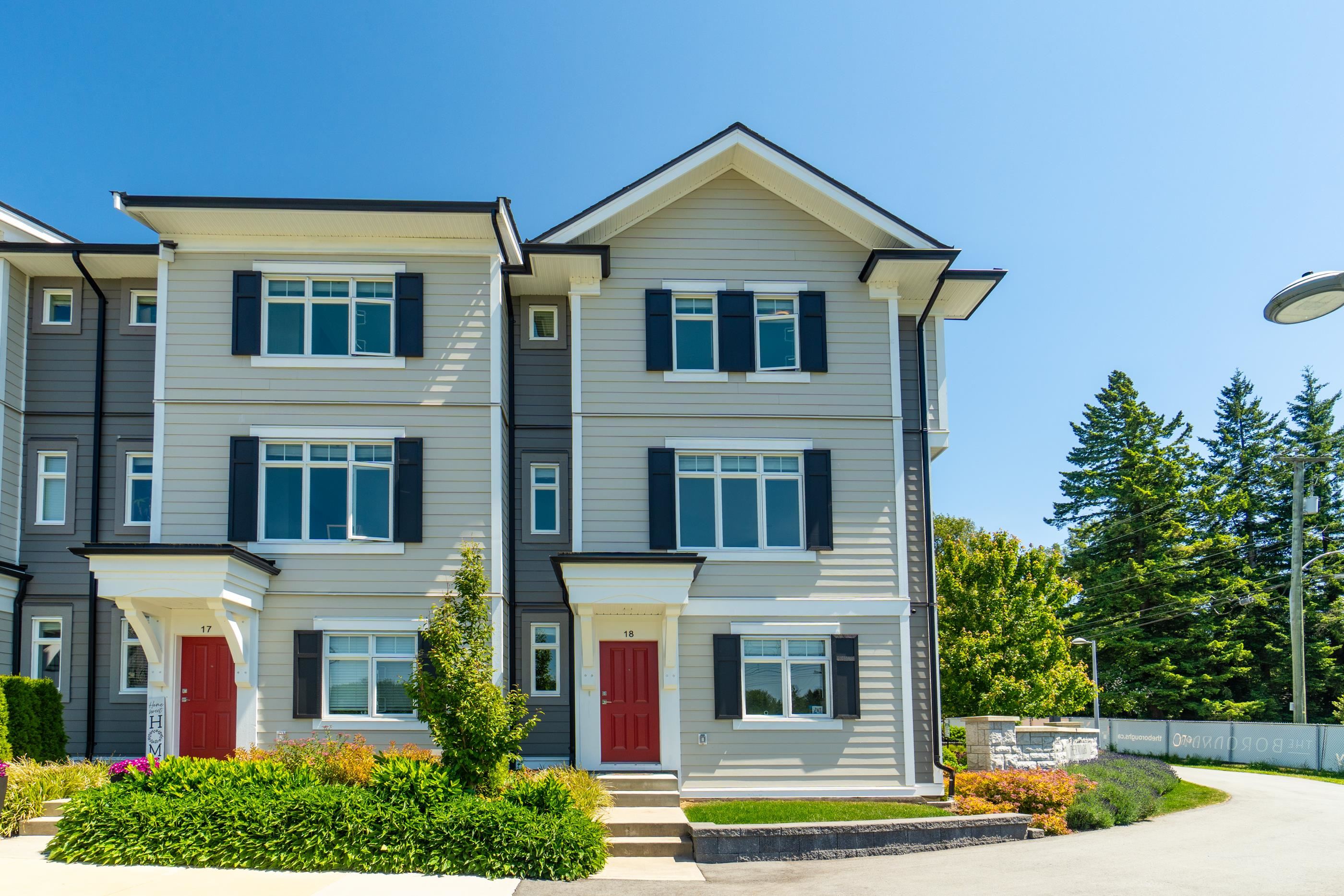 2070 Oak Meadows Drive #18, Surrey, BC V3Z 1J1