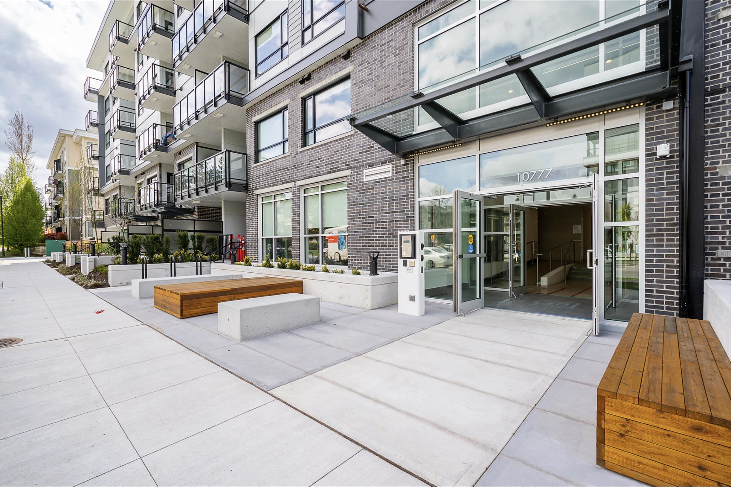10777 138 St #203, Surrey, BC V3T 0T5