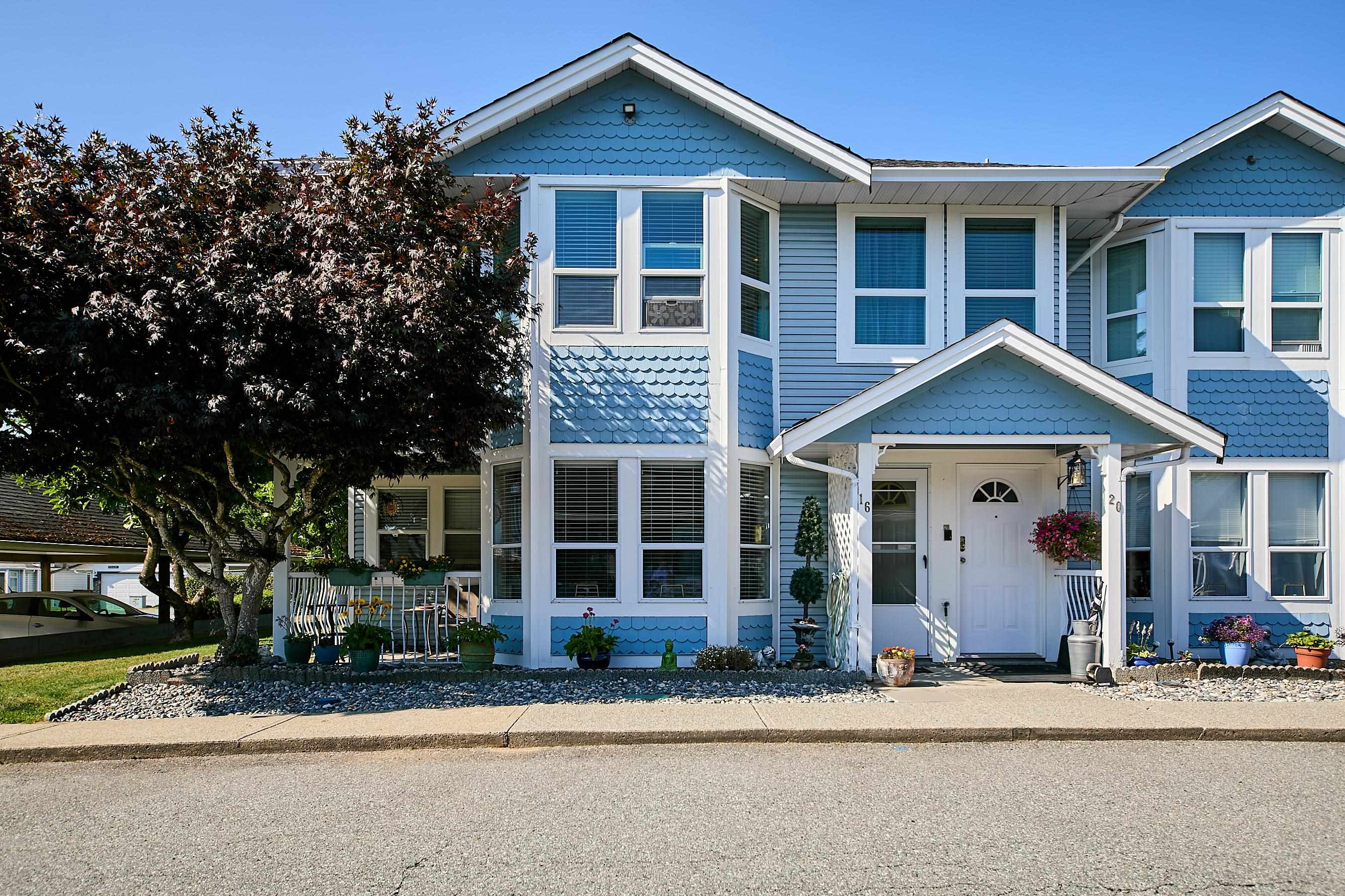 20554 118 Avenue #16, Maple Ridge, BC V2X 0S3