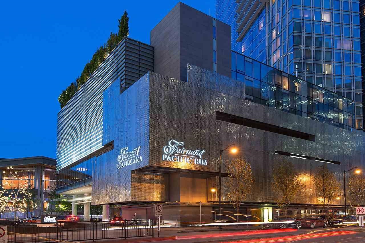 1011 West Cordova Street #3301, Vancouver, BC V6C 0B2