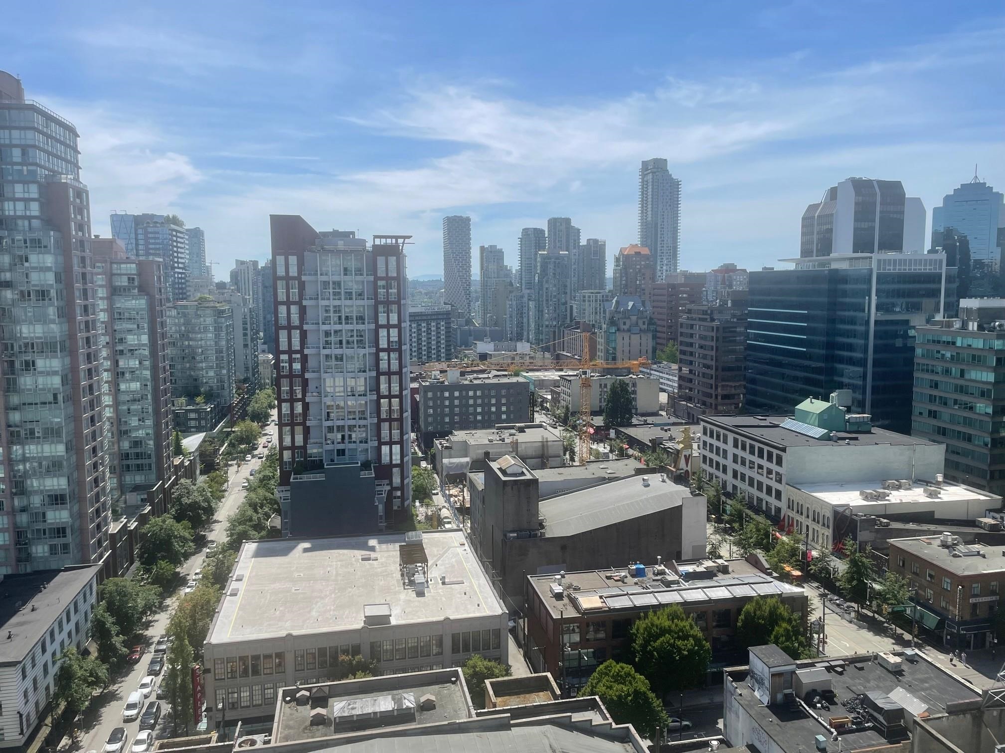 3303-833 Seymour Street #1807, Vancouver, BC V6B 0G4