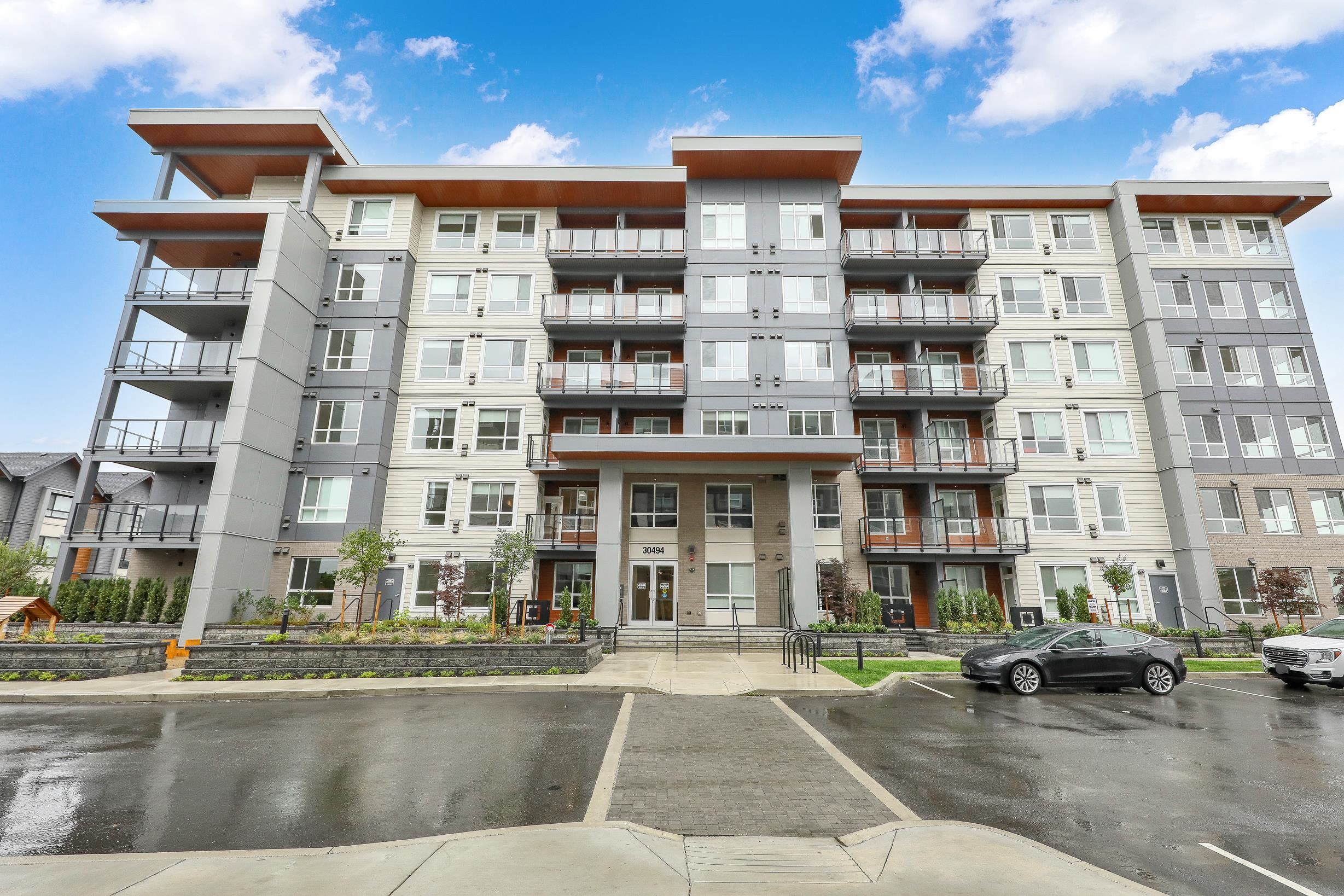30494 Cardinal Avenue #312, Abbotsford, BC V2T 0A5