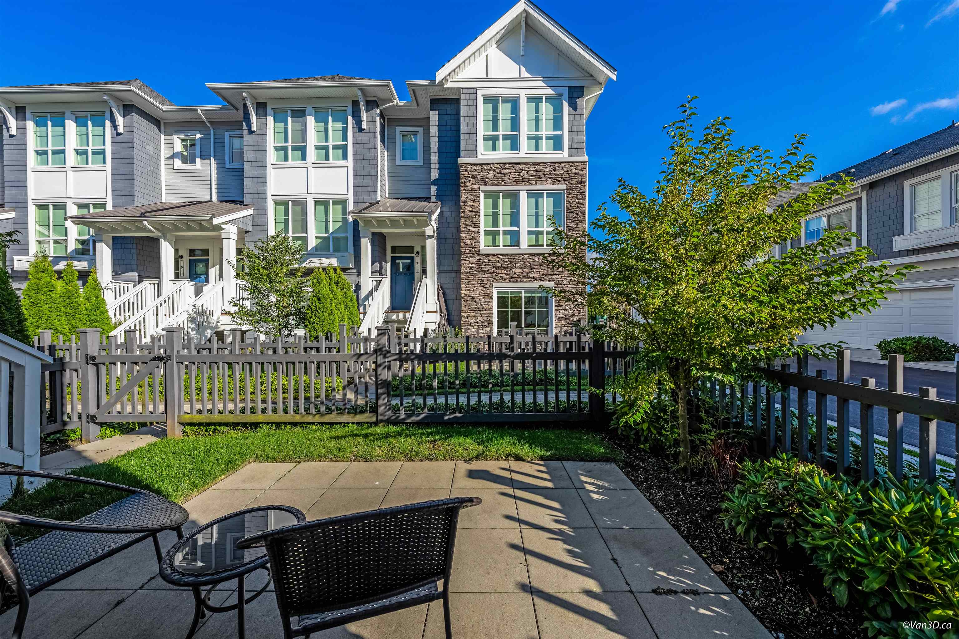 5311 Admiral Way #16, Delta, BC V4K 0E2