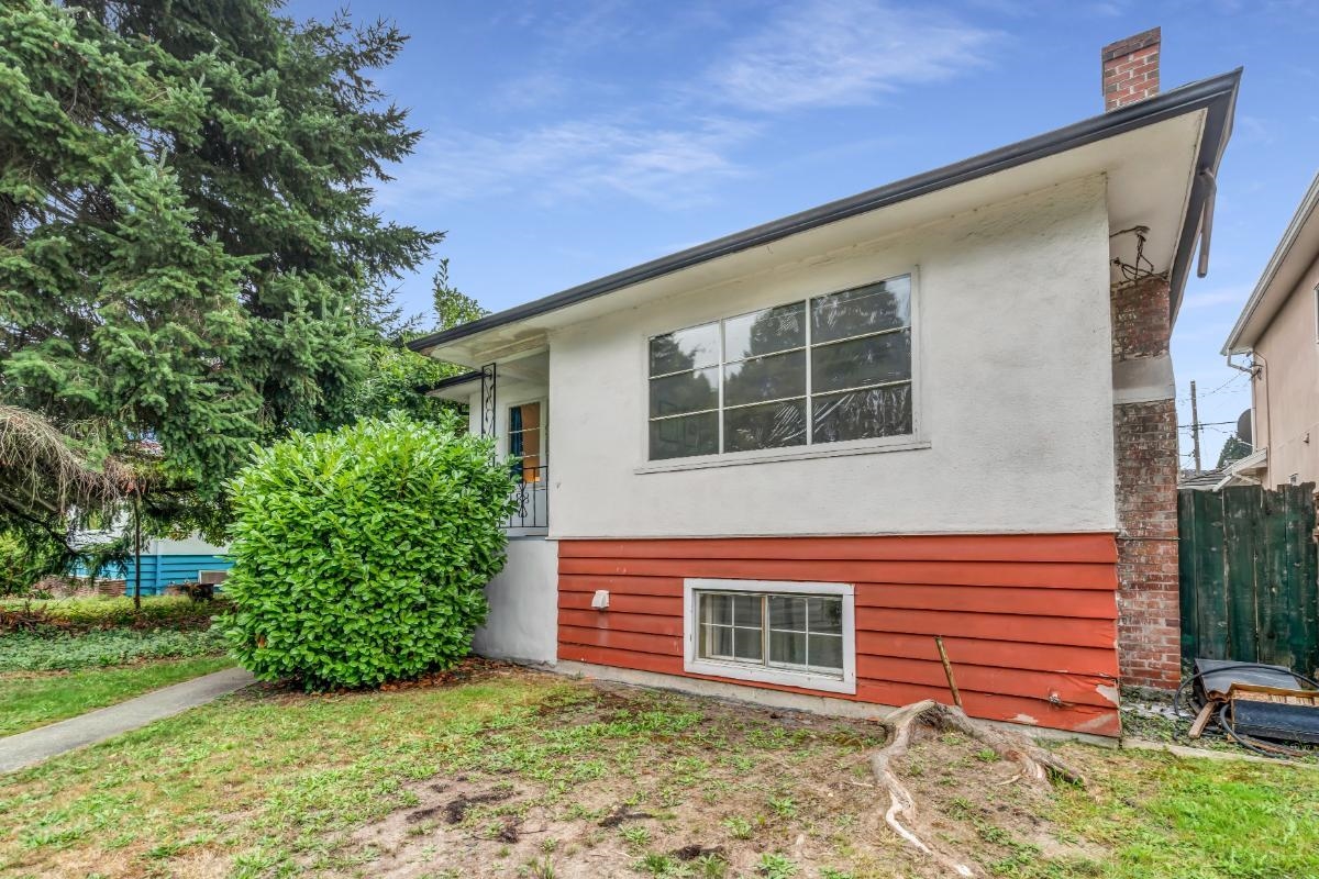 1260 East 33rd Avenue, Vancouver, BC V5V 3B6