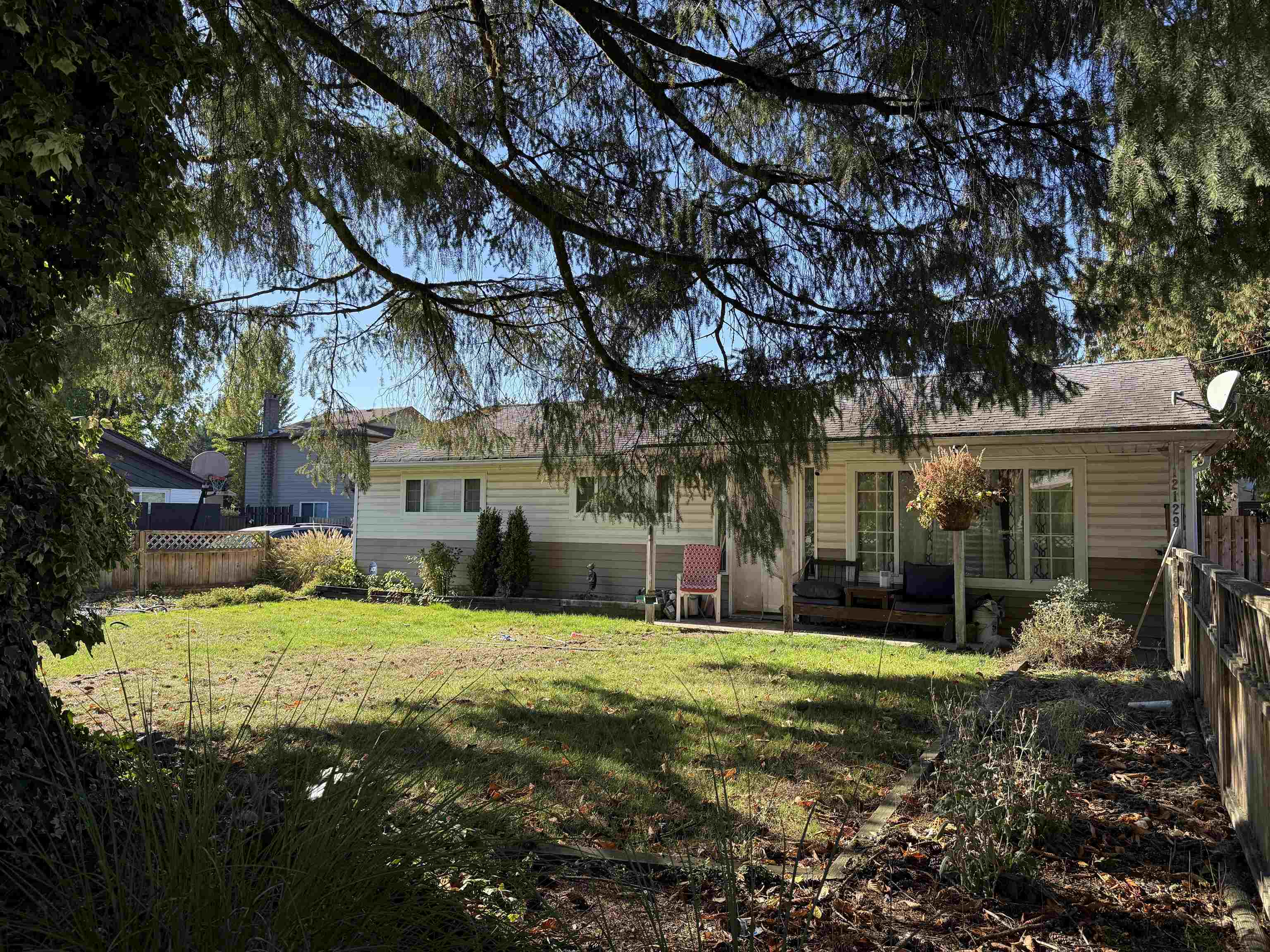 222 Street, Maple Ridge, BC V2X 5W4
