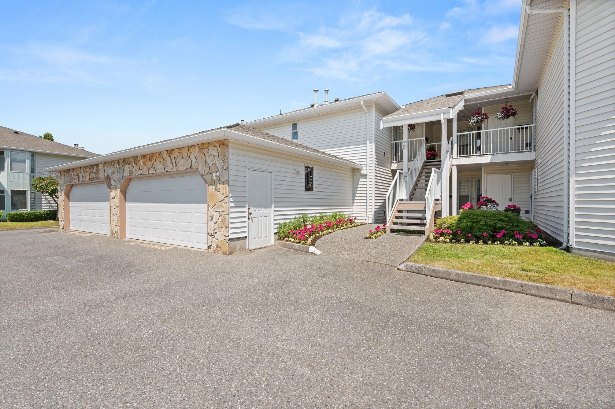 7156 121 Street #131, Surrey, BC V3W 0J6