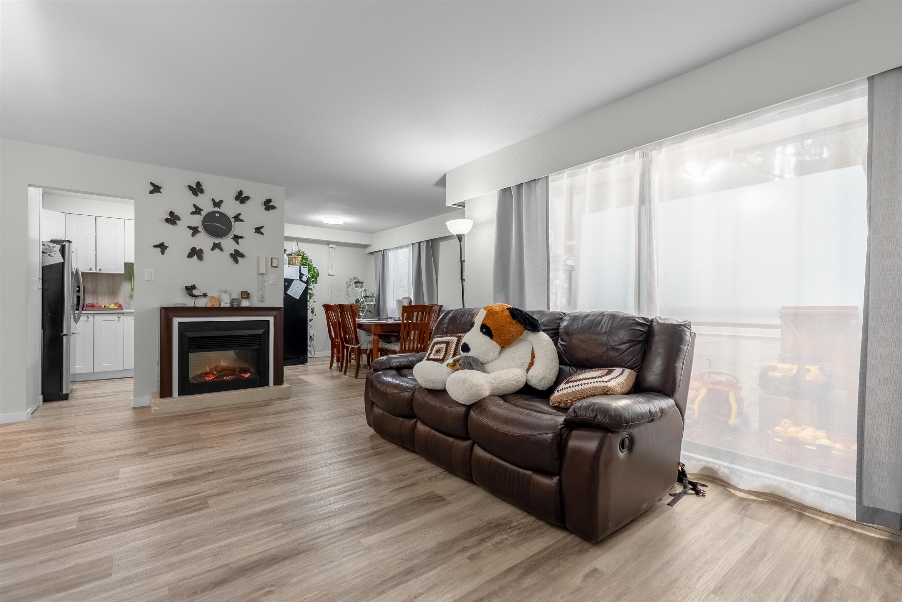 515 11th Street #101, New Westminster, BC V3M 4G4