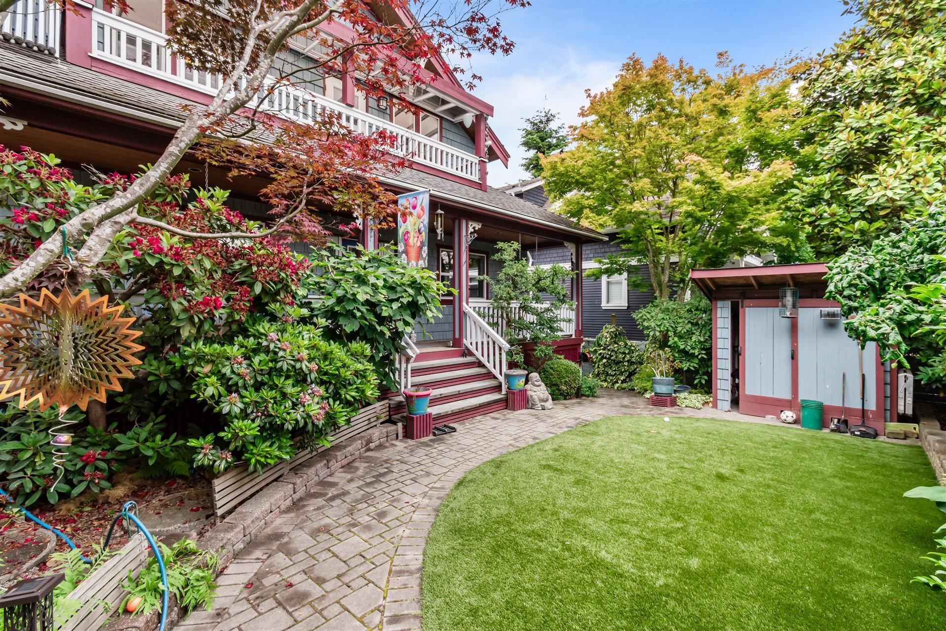 419 East 23rd Avenue, Vancouver, BC V5V 1X7
