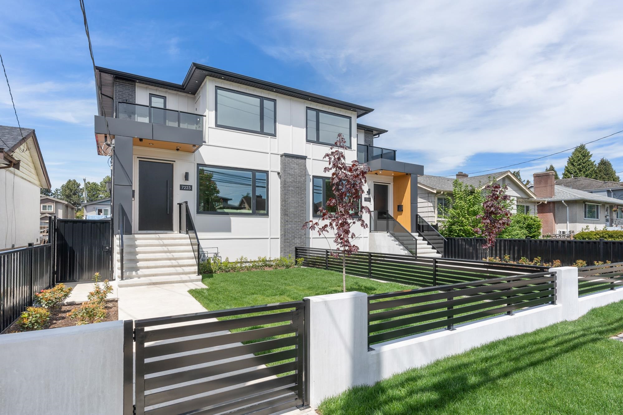 10th Avenue, Burnaby, BC V3N 2R7