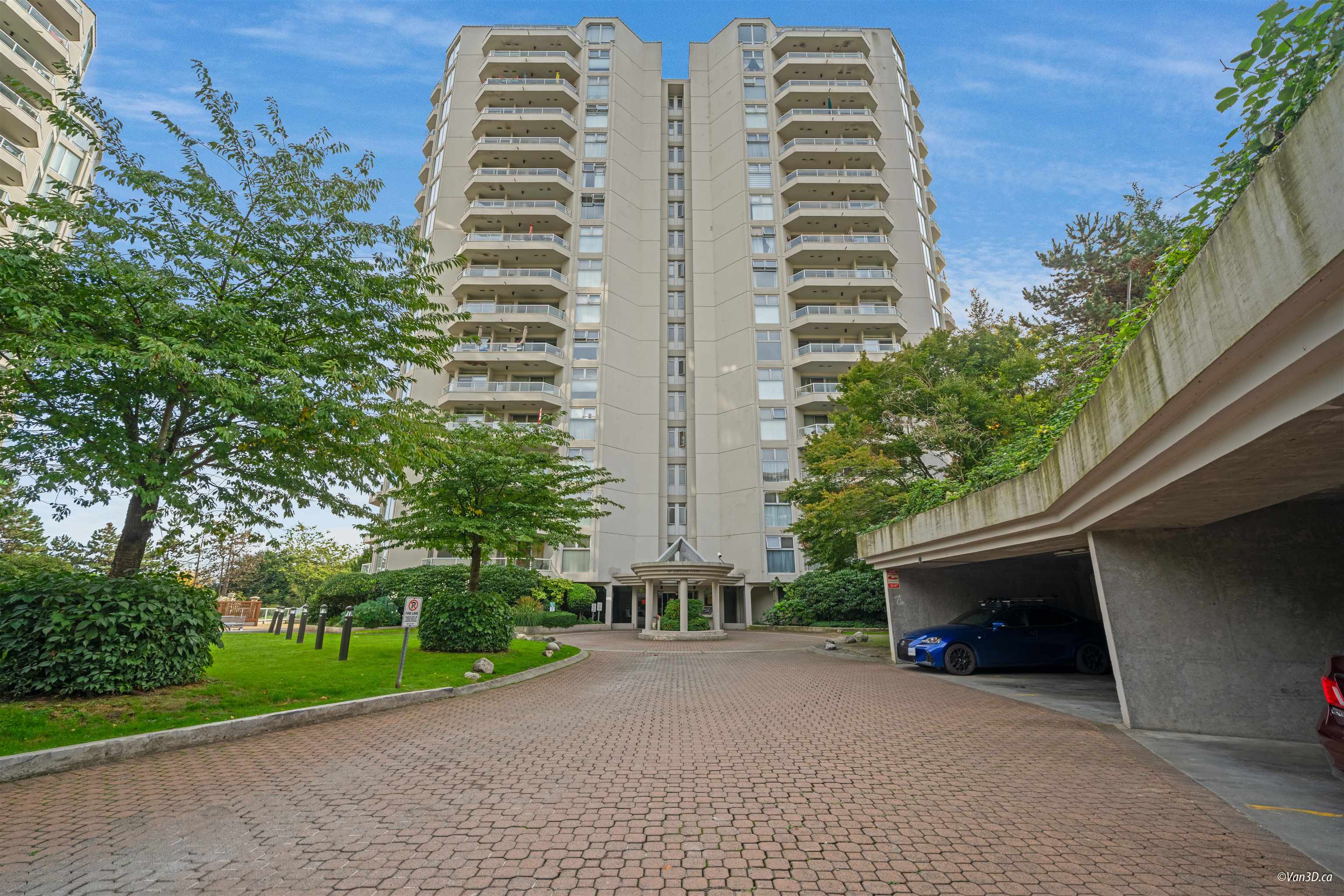 69 Jamieson Court #1606, New Westminster, BC V3L 5R3