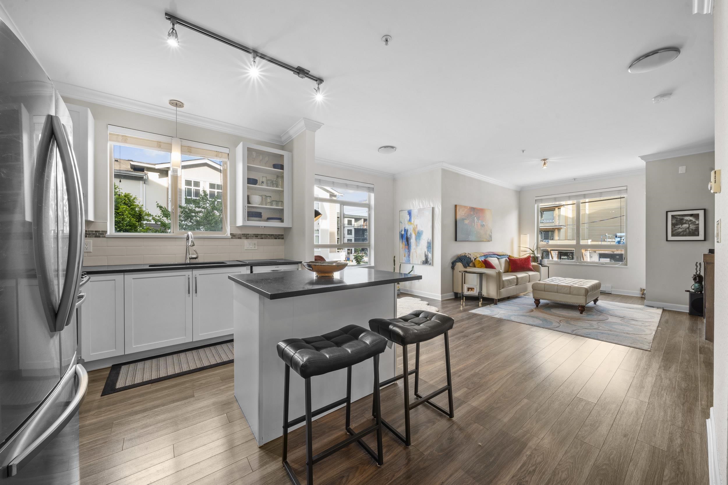 20861 83 Avenue #201, Langley, BC V2Y 0M8