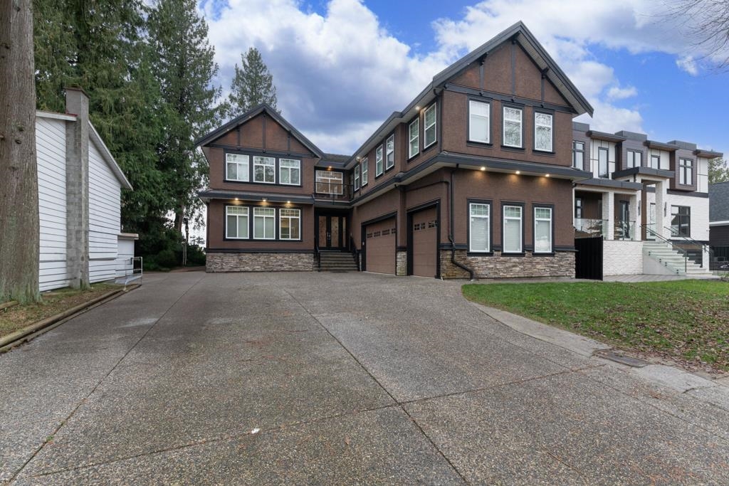 129a Street, Surrey, BC V3W 7B1