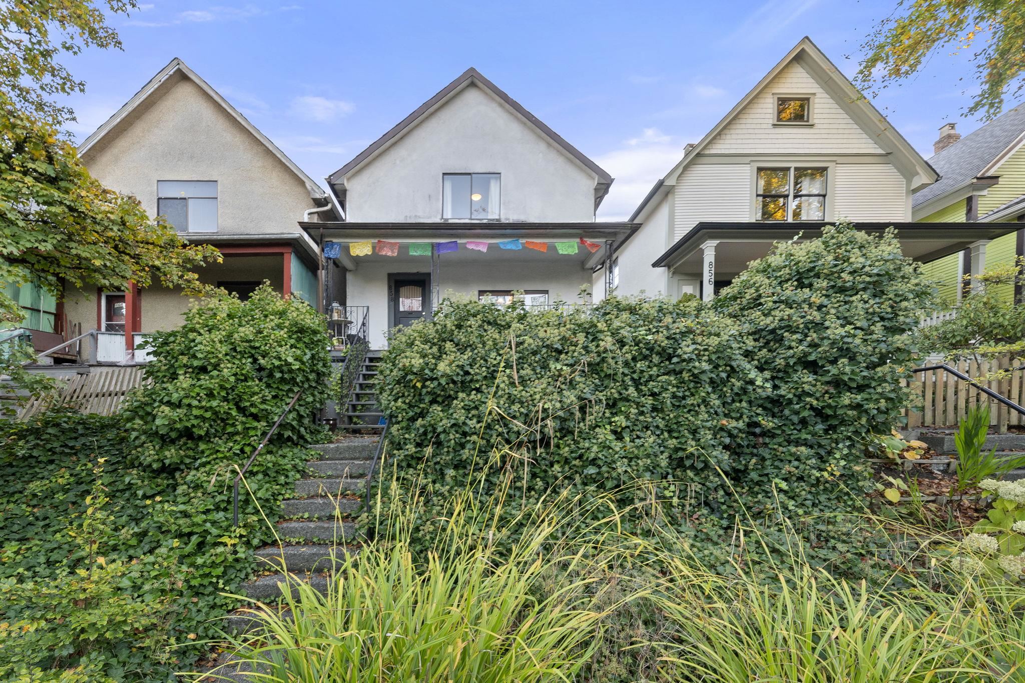 858 Union Street, Vancouver, BC V6A 2C4