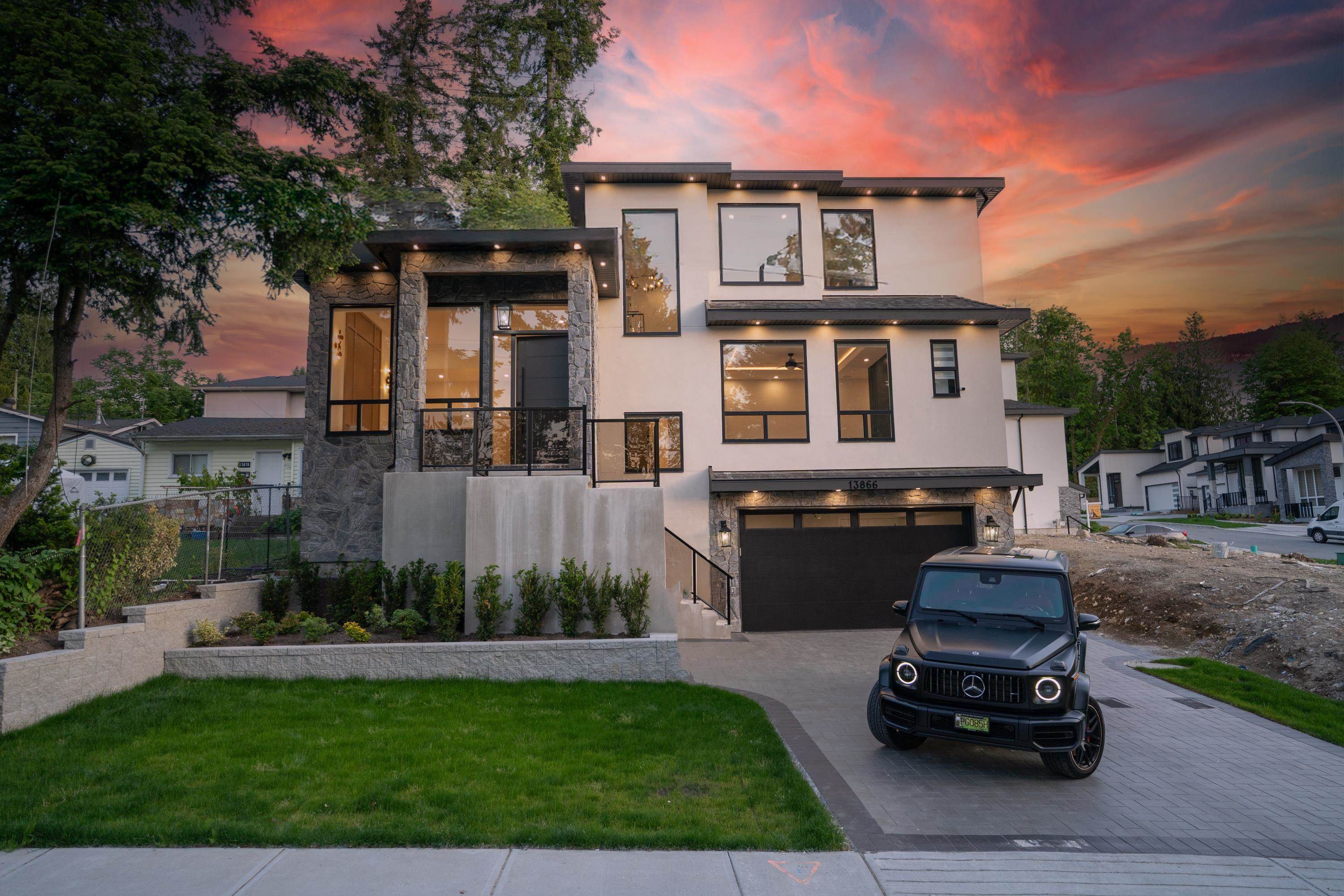 115 Avenue, Surrey, BC V3R 2P3