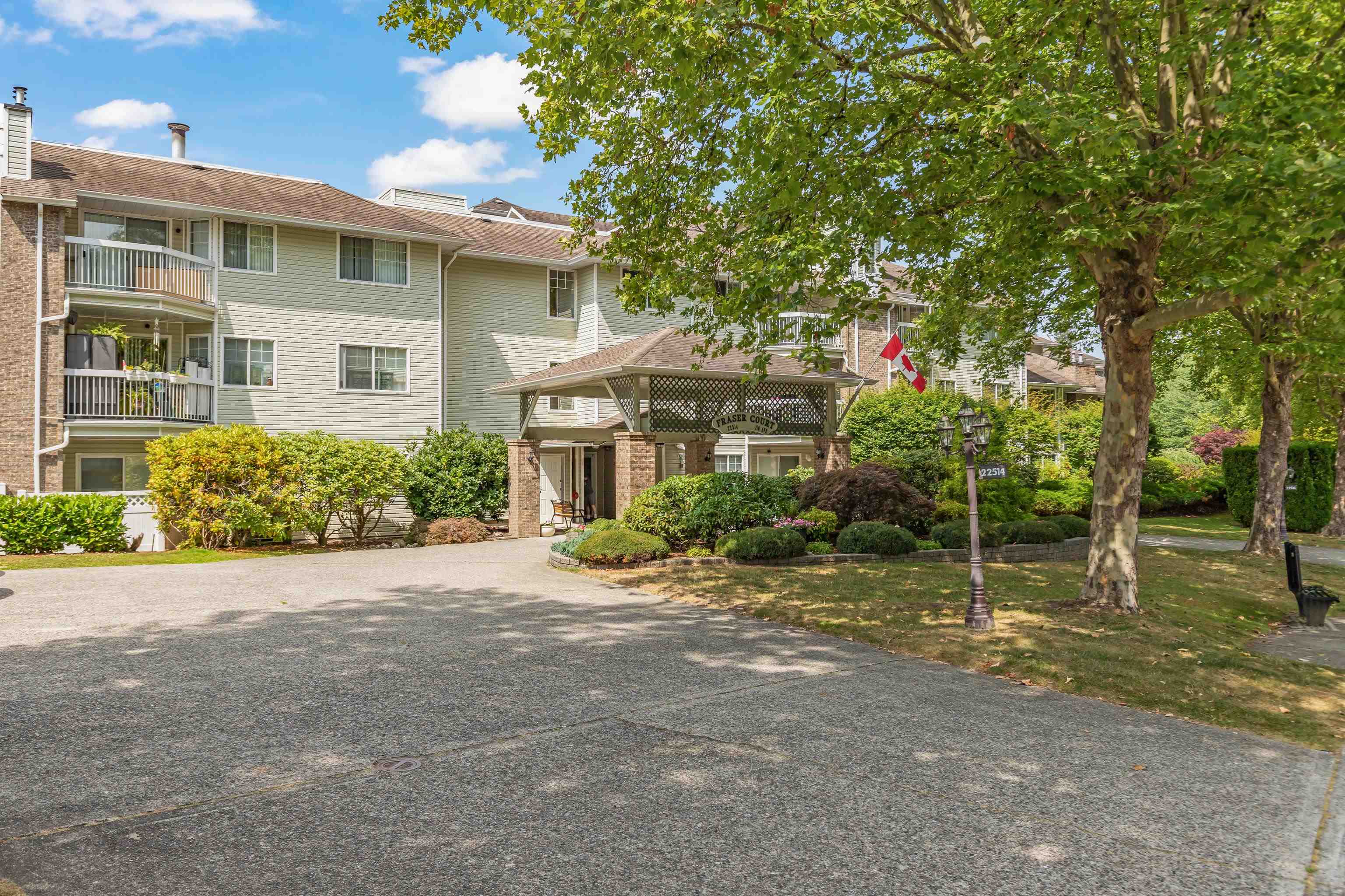 22514 116 Avenue #111, Maple Ridge, BC V2X 0N8