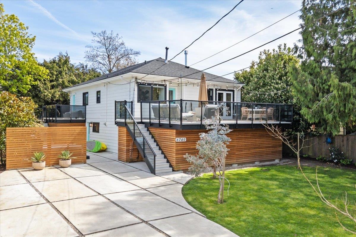 6740 Meredith Place #v4l,1a4, Delta, BC V4L 1A4