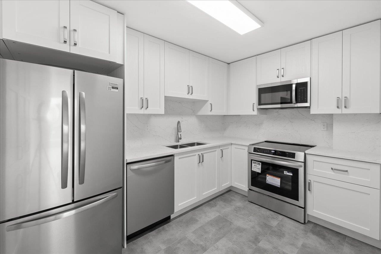 9280 Salish Court #1102, Burnaby, BC V3J 7J8