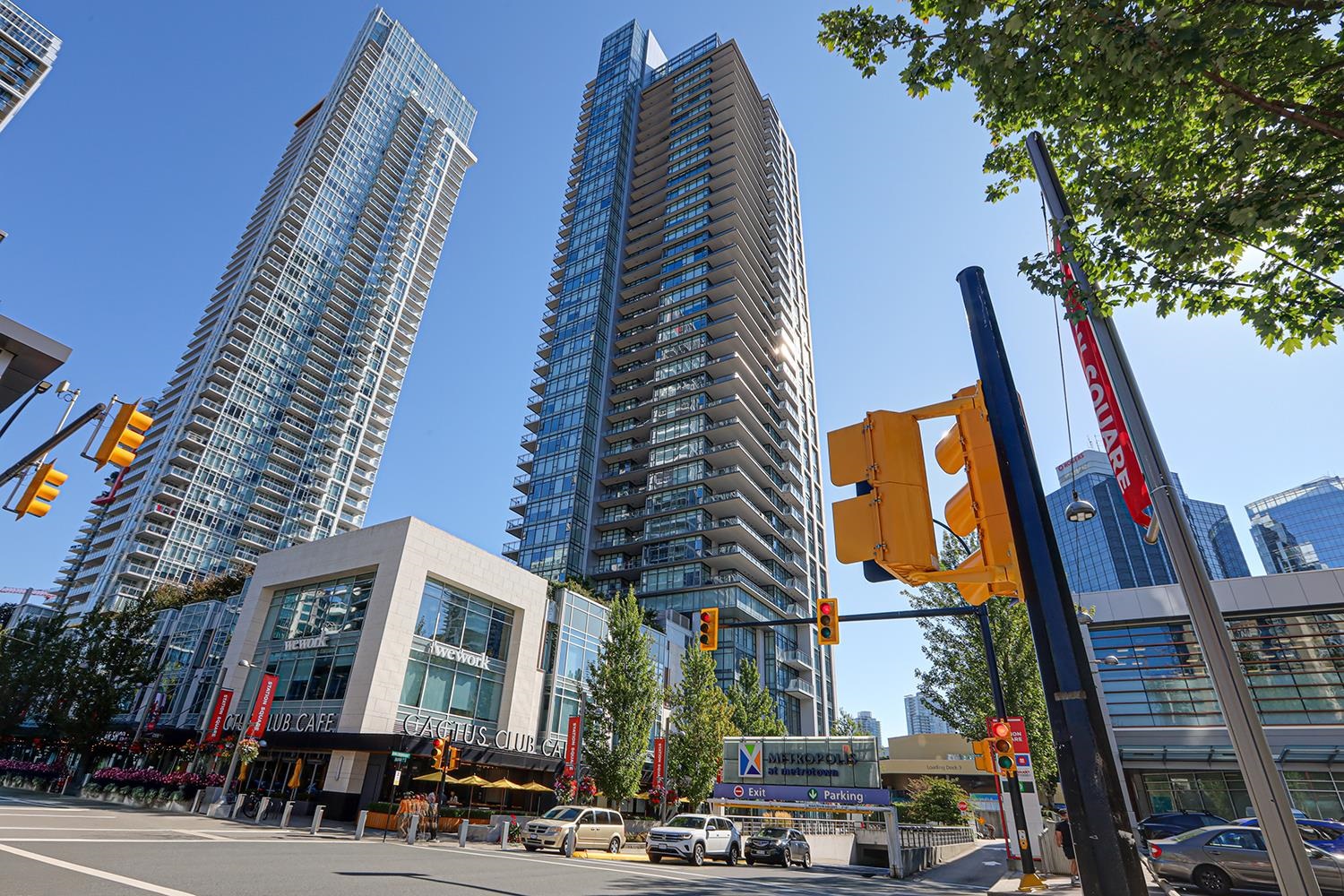6098 Station Street #3106, Burnaby, BC V5H 0H4