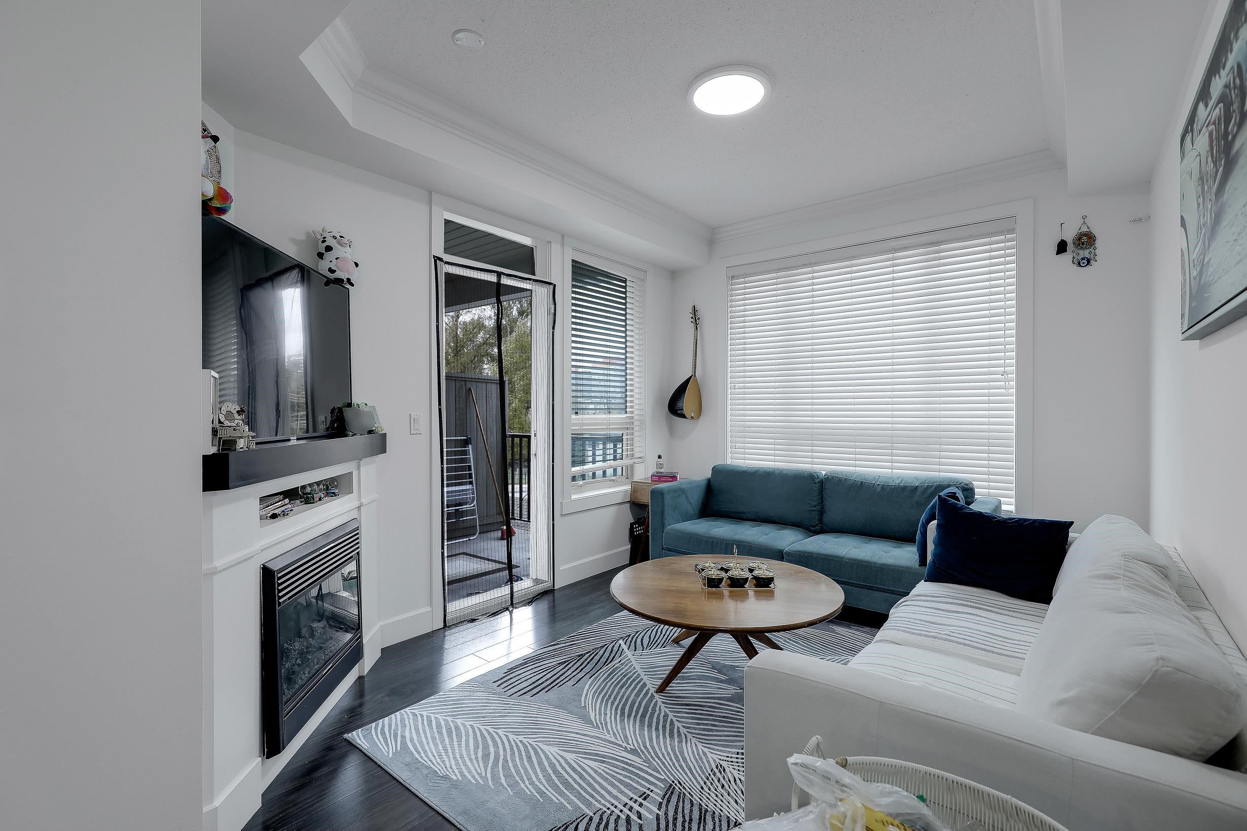 13897 Fraser Highway #204, Surrey, BC V3T 0G8