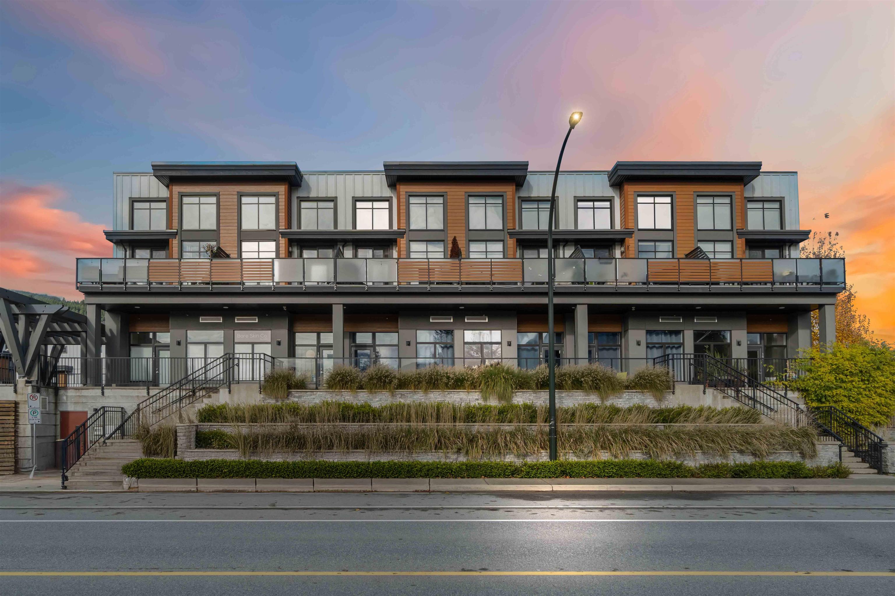 39771 Government Road #201, Squamish, BC V8B 0Z1