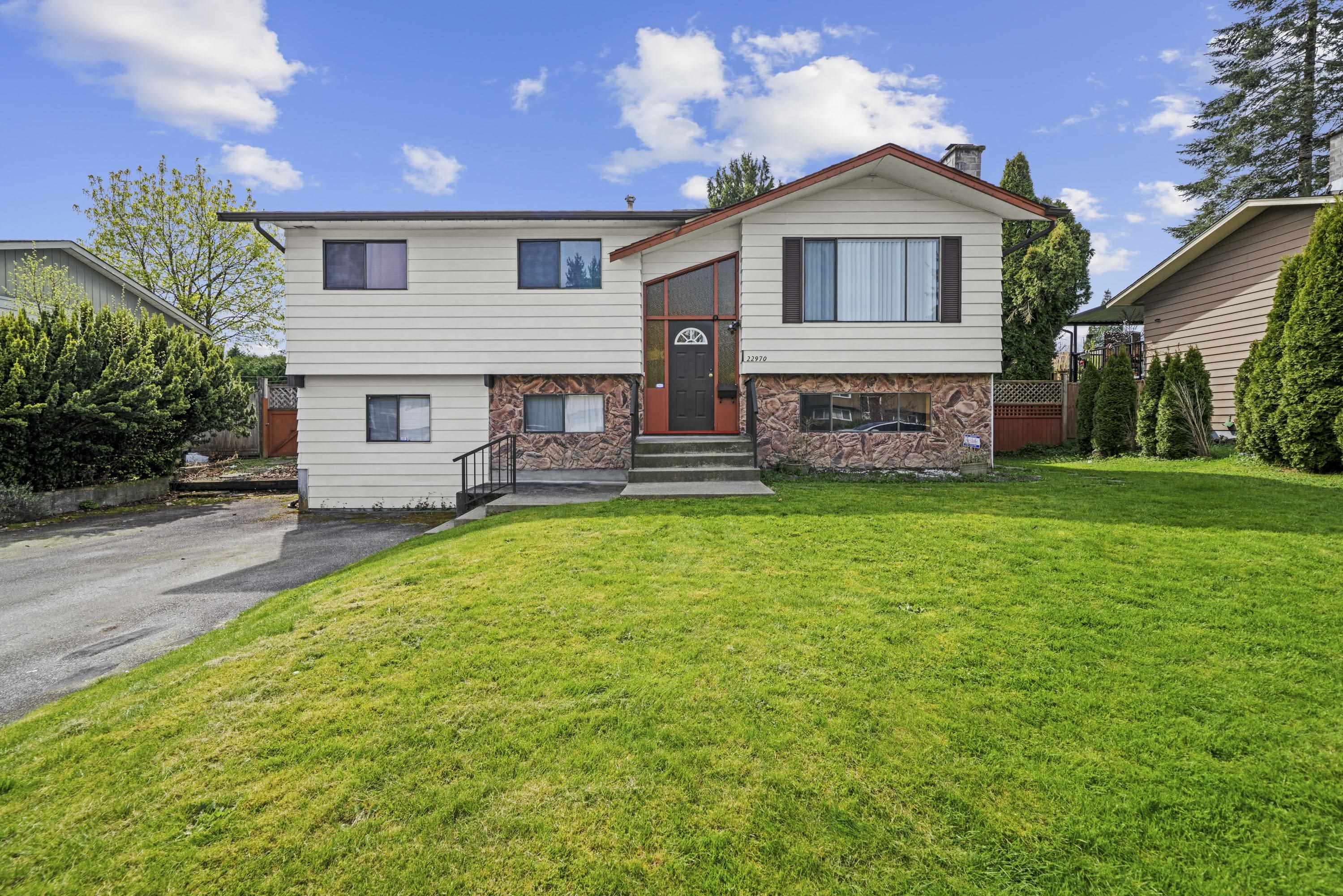 22970 Storey Avenue, Maple Ridge, BC V2X 3W1