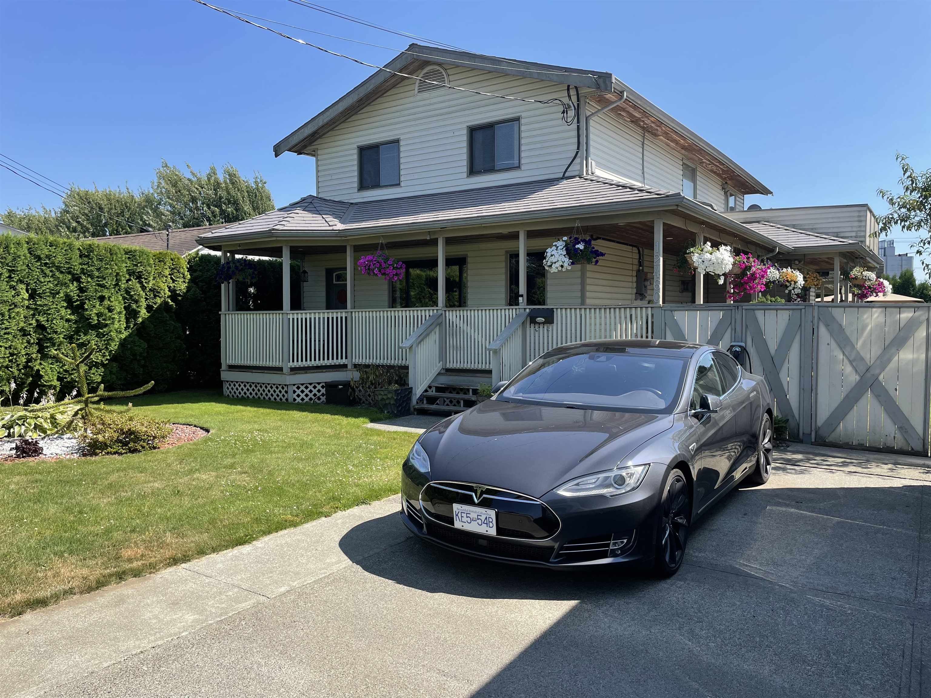 113 Avenue, Surrey, BC V3V 3L9