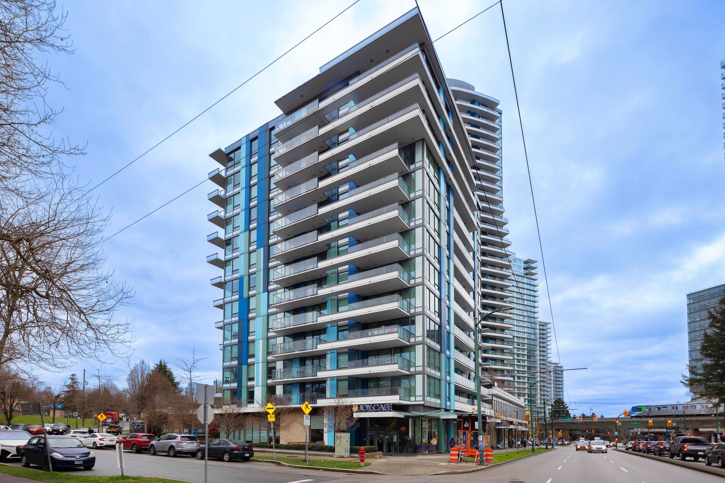 8238 Lord Street #402, Vancouver, BC V6P 0G7
