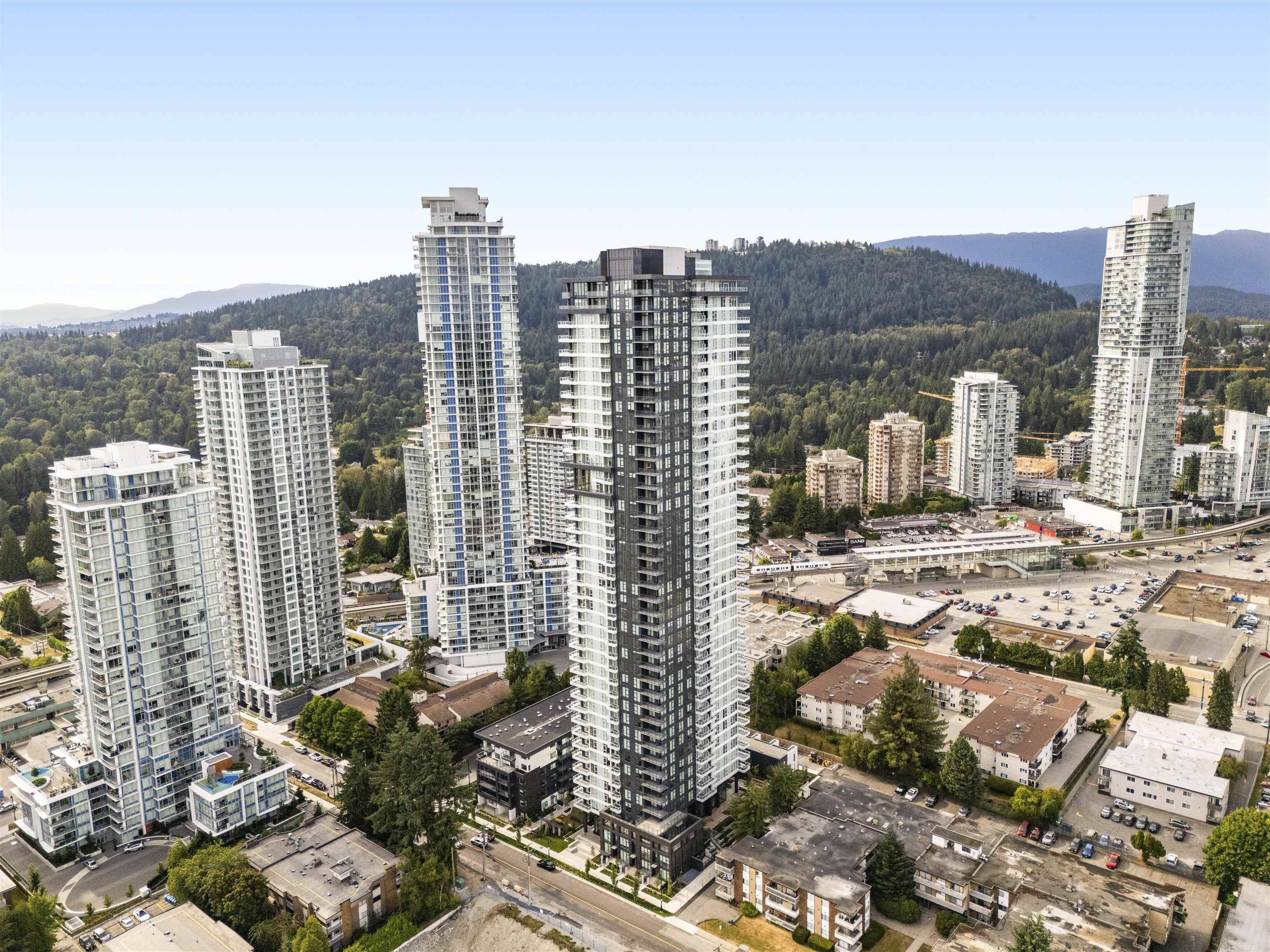 537 Cottonwood Ave #2104, Coquitlam, BC V3J 0S4