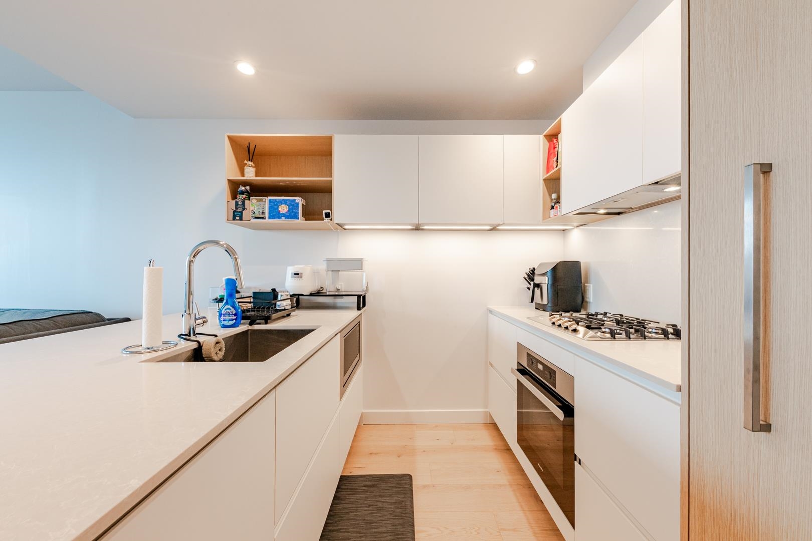 6000 Mckay Avenue #3905, Burnaby, BC V5H 0K2