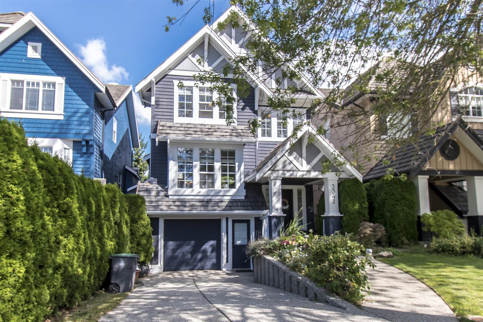 3342 Rosemary Heights Crescent, Surrey, BC V3Z 0K7