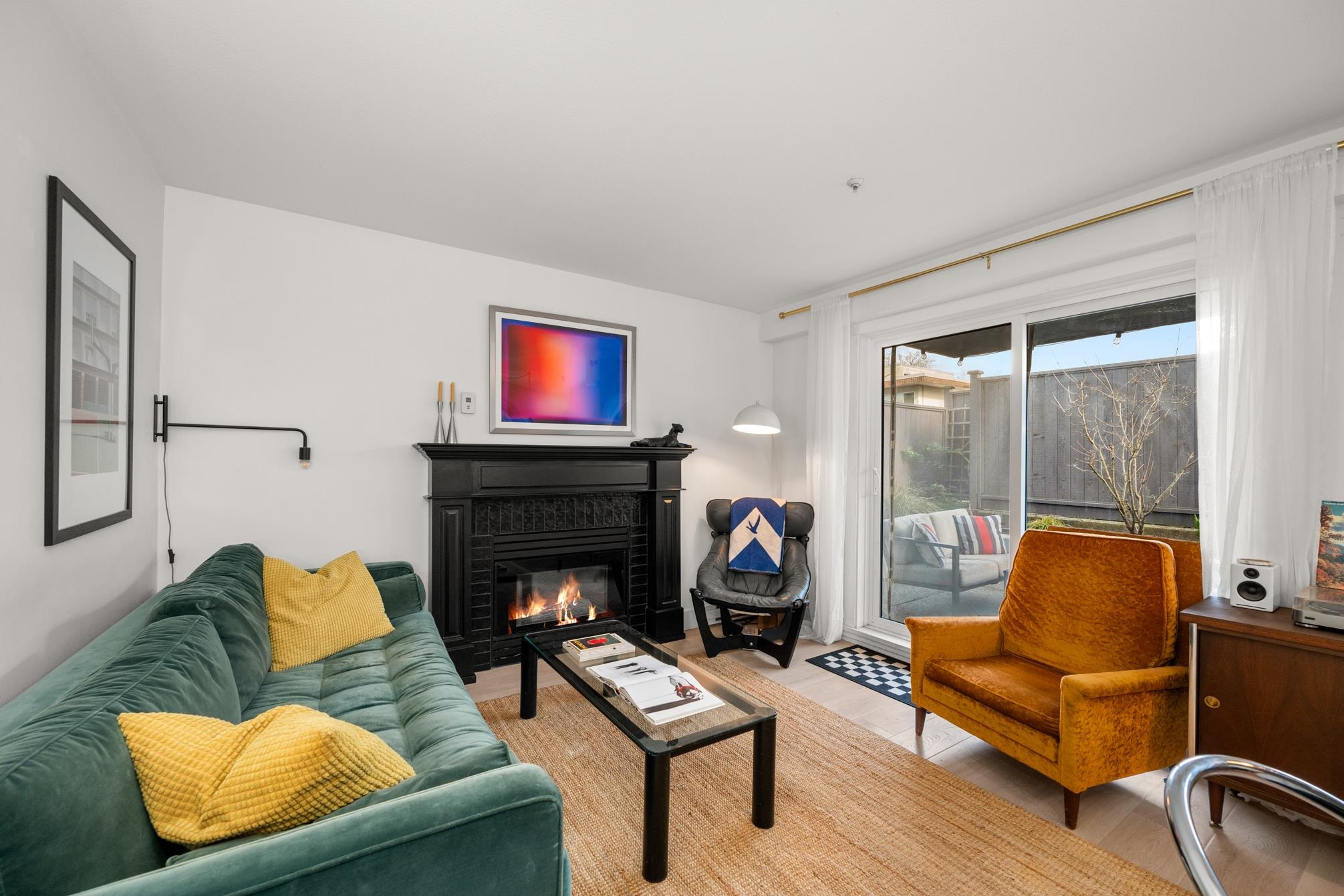 2133 Dundas Street #105, Vancouver, BC V5L 1J7