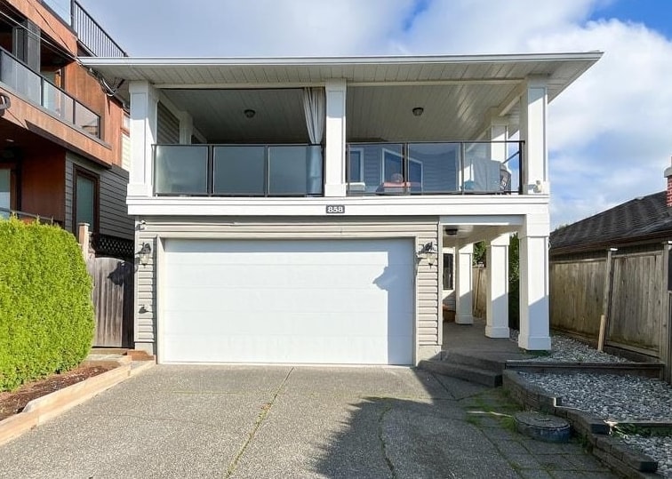 858 Stevens Street, White Rock, BC V4B 4X2