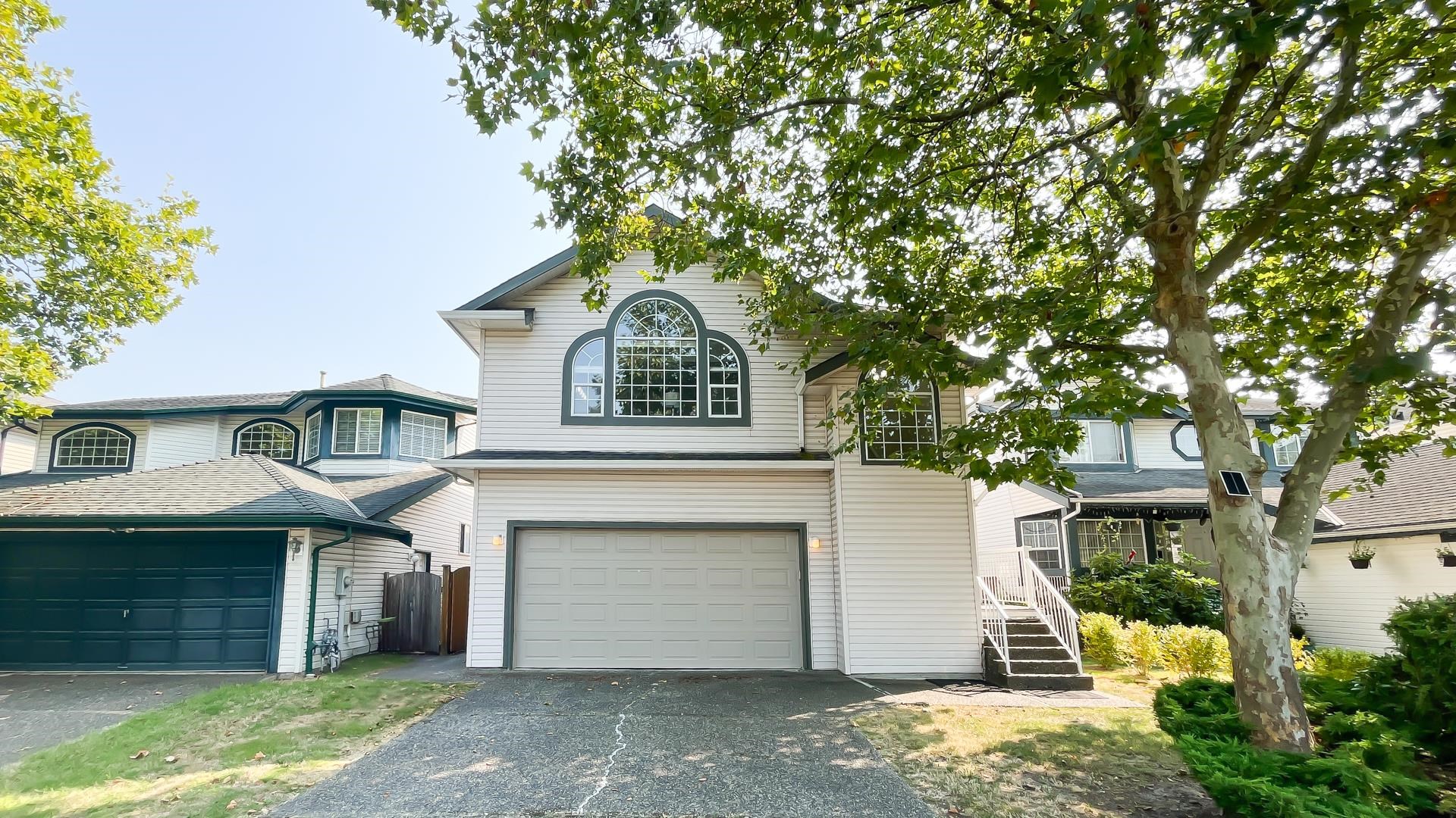 5240 Oliver Drive, Richmond, BC V6V 2S8