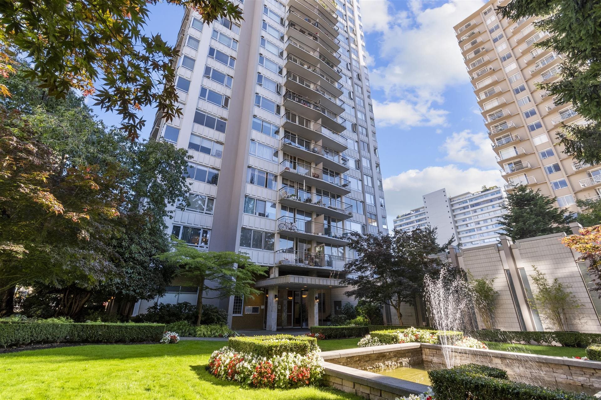 1850 Comox Street #1202, Vancouver, BC V6G 1R3