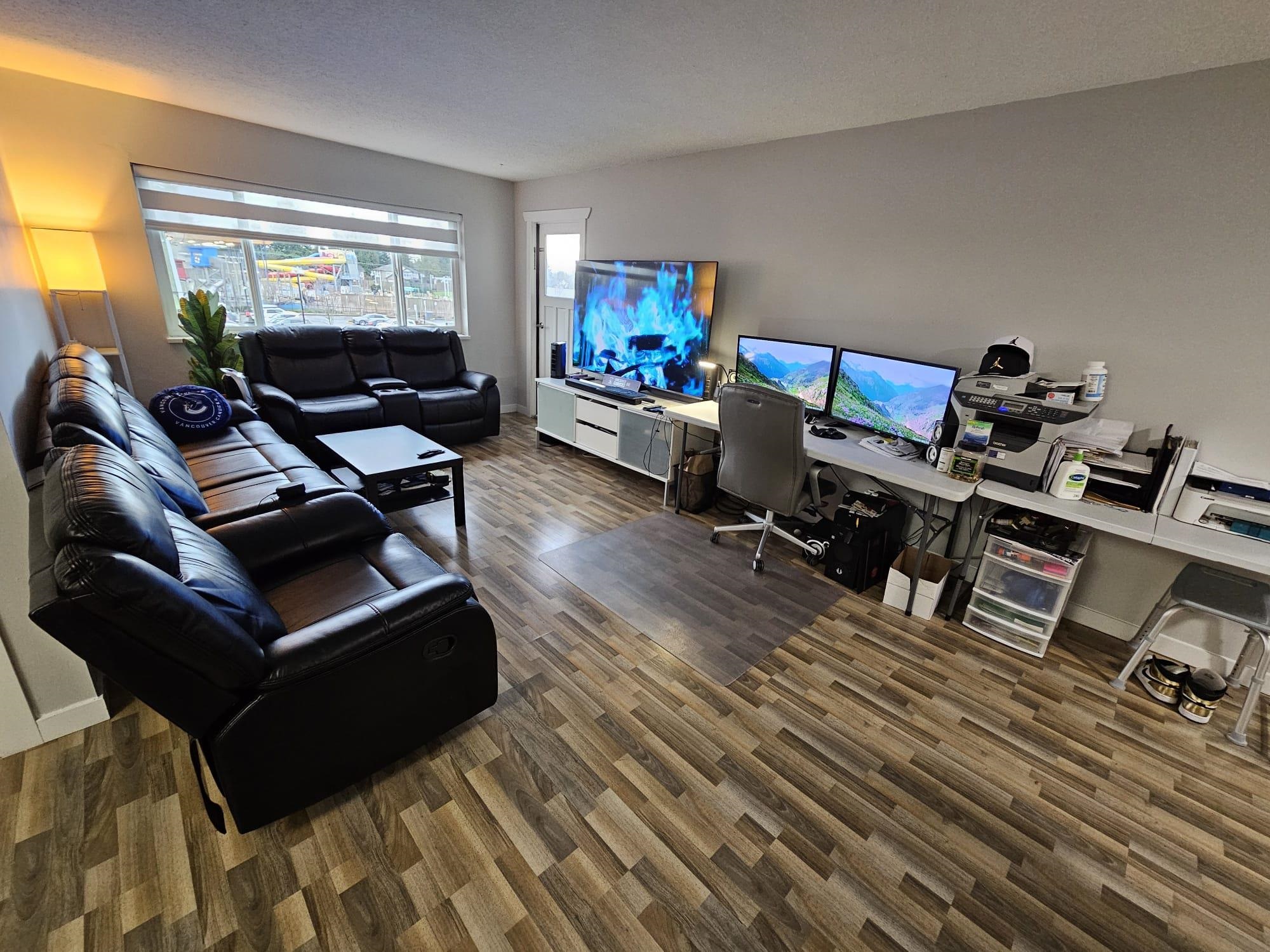 3043 270 St #304, Langley, BC V4W 3M2