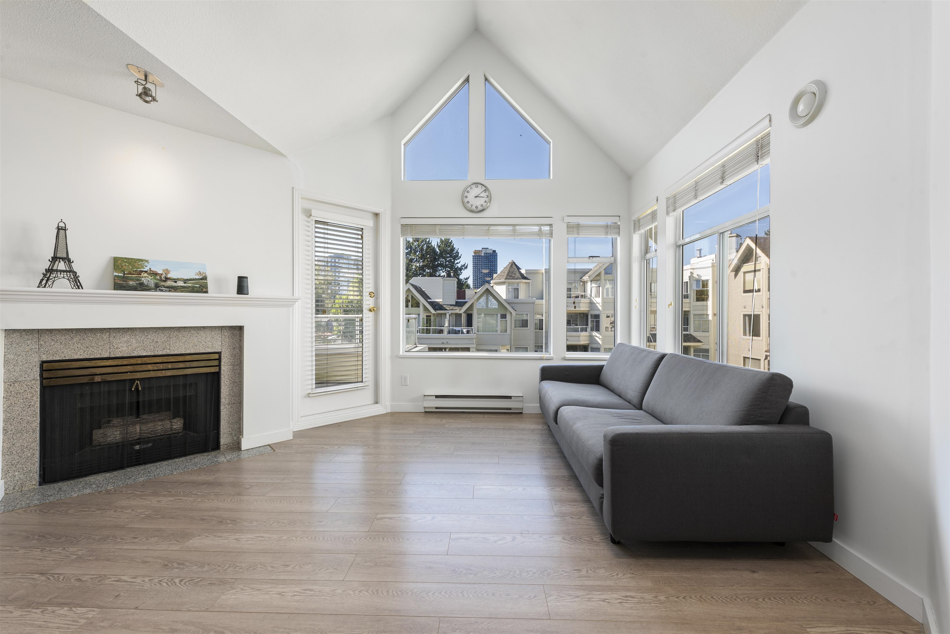 3638 Rae Avenue #310, Vancouver, BC V5R 2P5