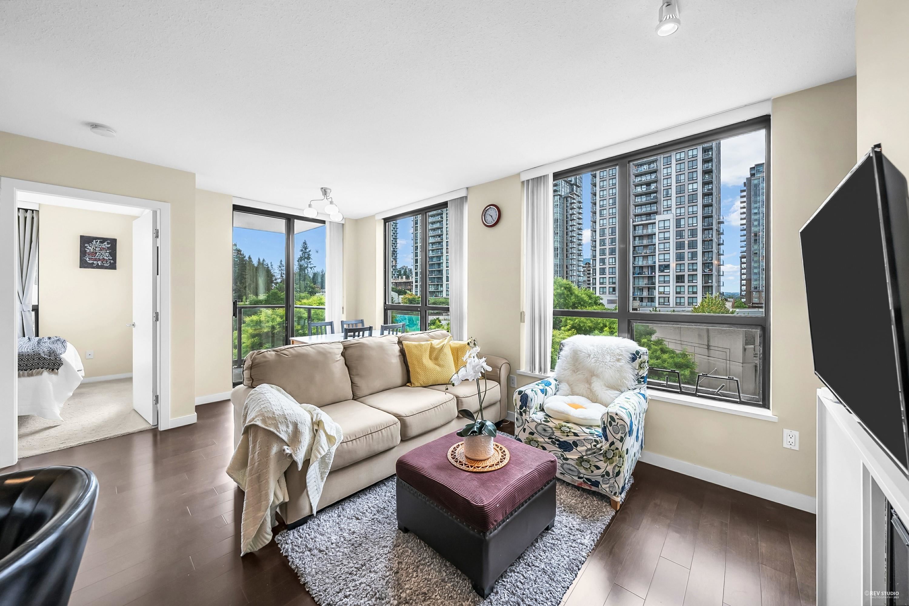 2982 Burlington Drive #609, Coquitlam, BC V3B 0B3