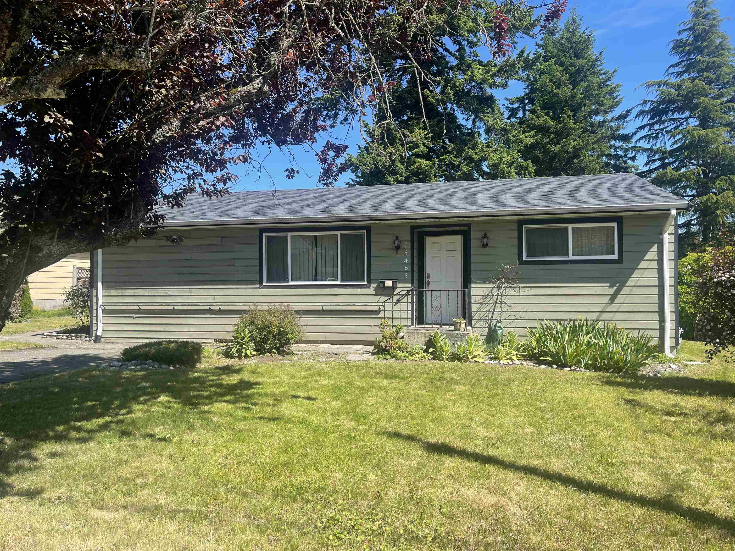 16a Avenue, Surrey, BC V4A 1T2