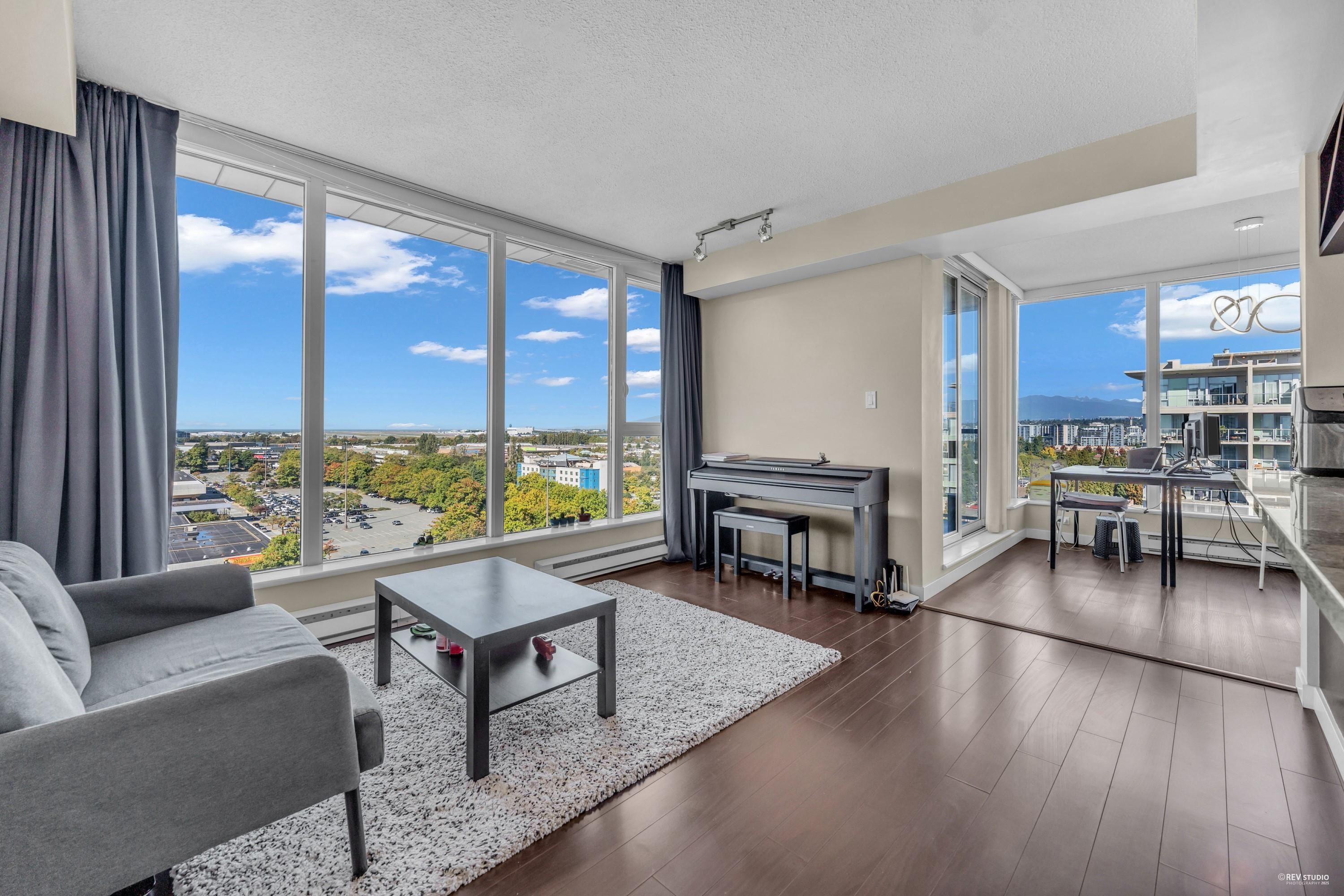 5088 Kwantlen Street #1801, Richmond, BC V6X 4K5