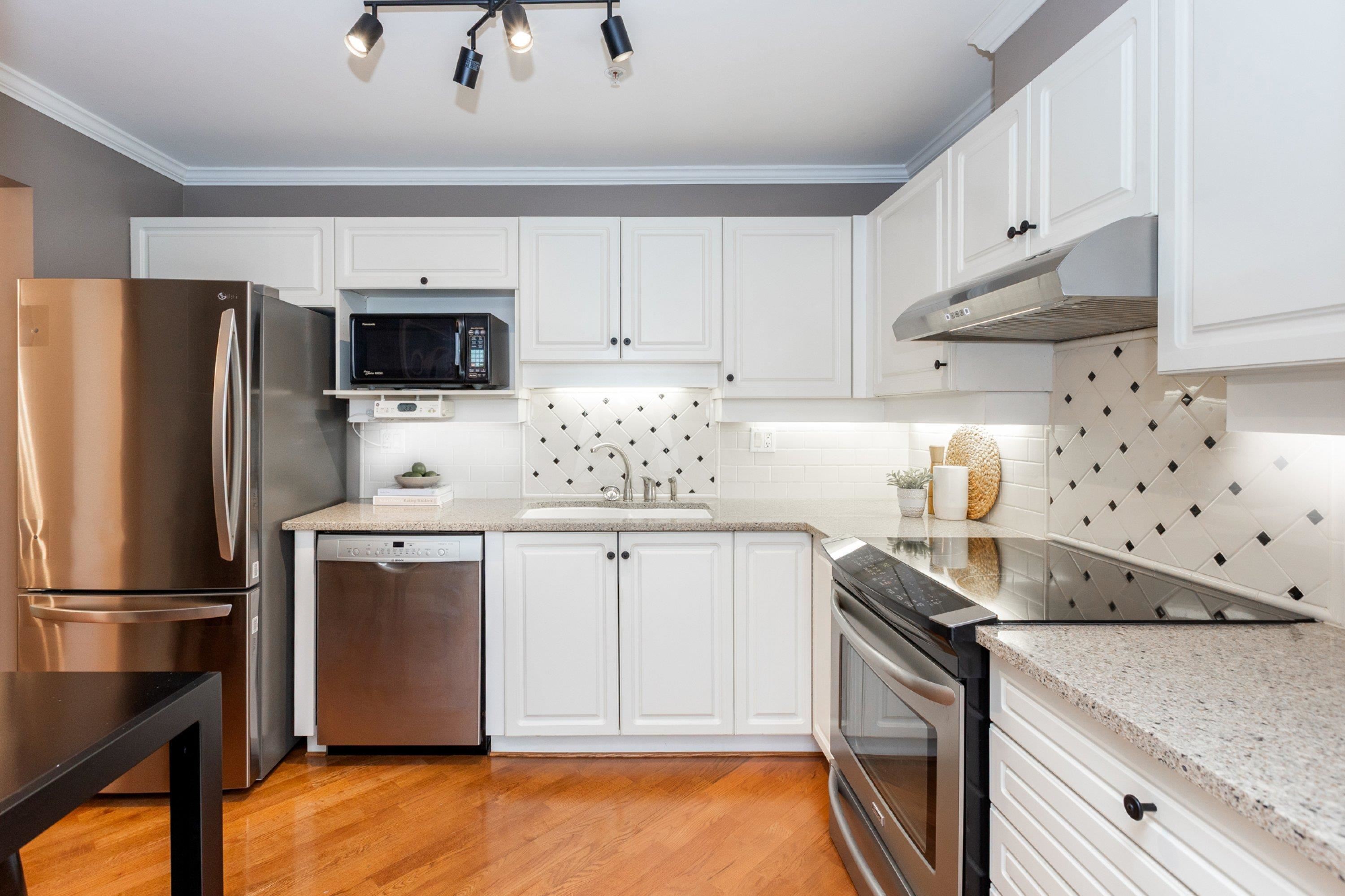 7130 120 Street, Surrey, BC V4A 2A3