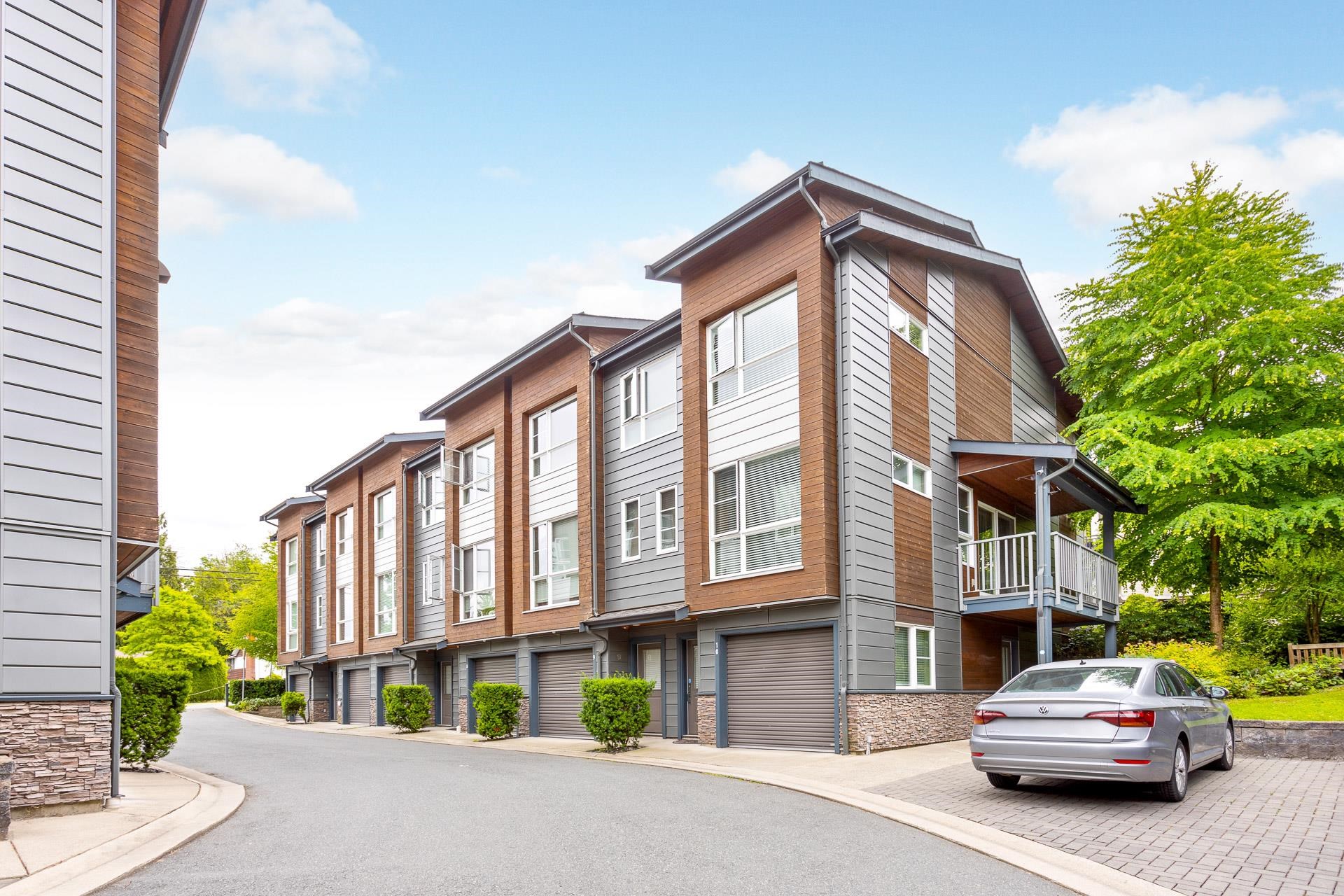 22388 124 Avenue #9, Maple Ridge, BC V2X 4J5