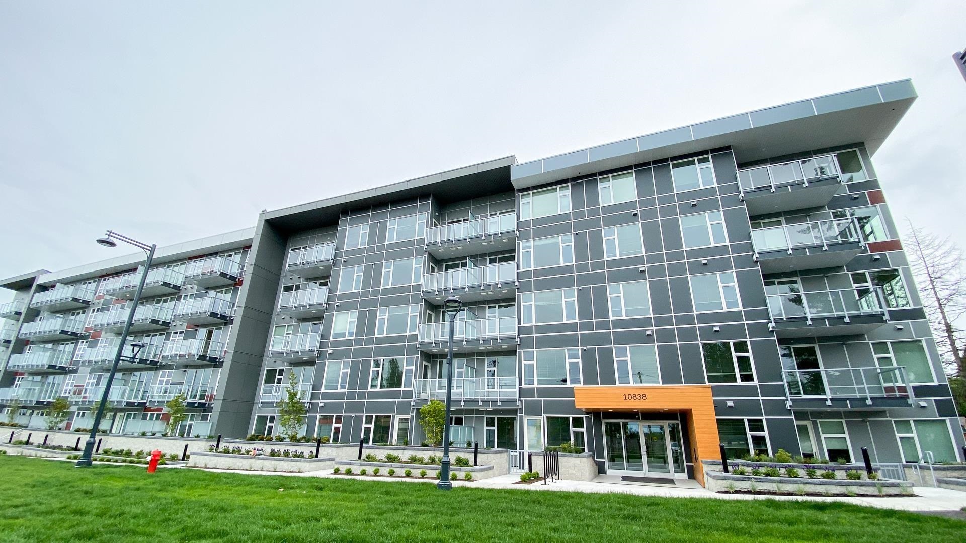 10838 Whalley Boulevard #516, Surrey, BC V3R 0G8