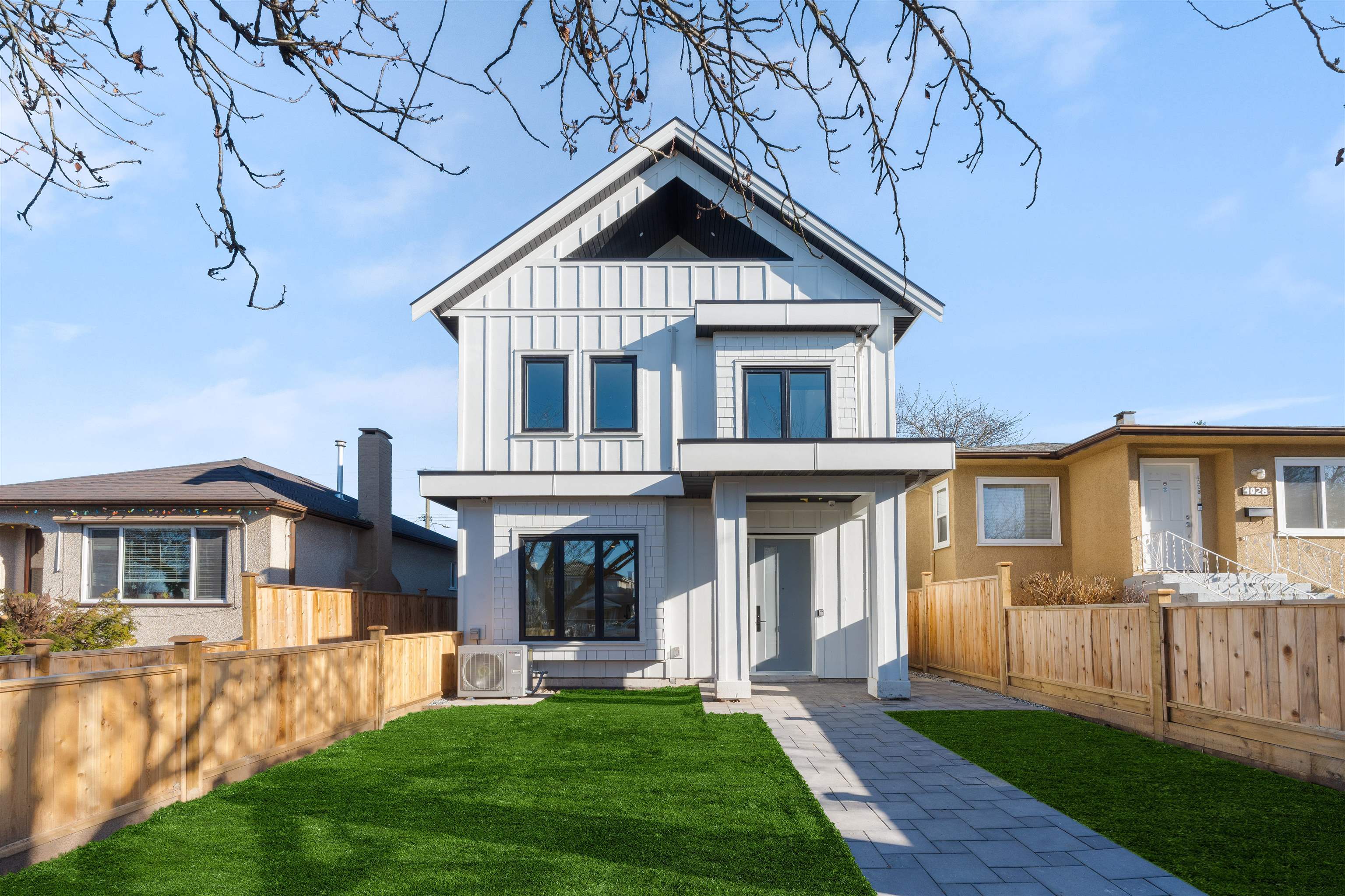4014 Rupert Street, Vancouver, BC V5R 2H3