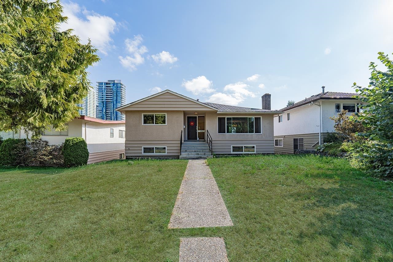 64th Street, Vancouver, BC V6P 2K9