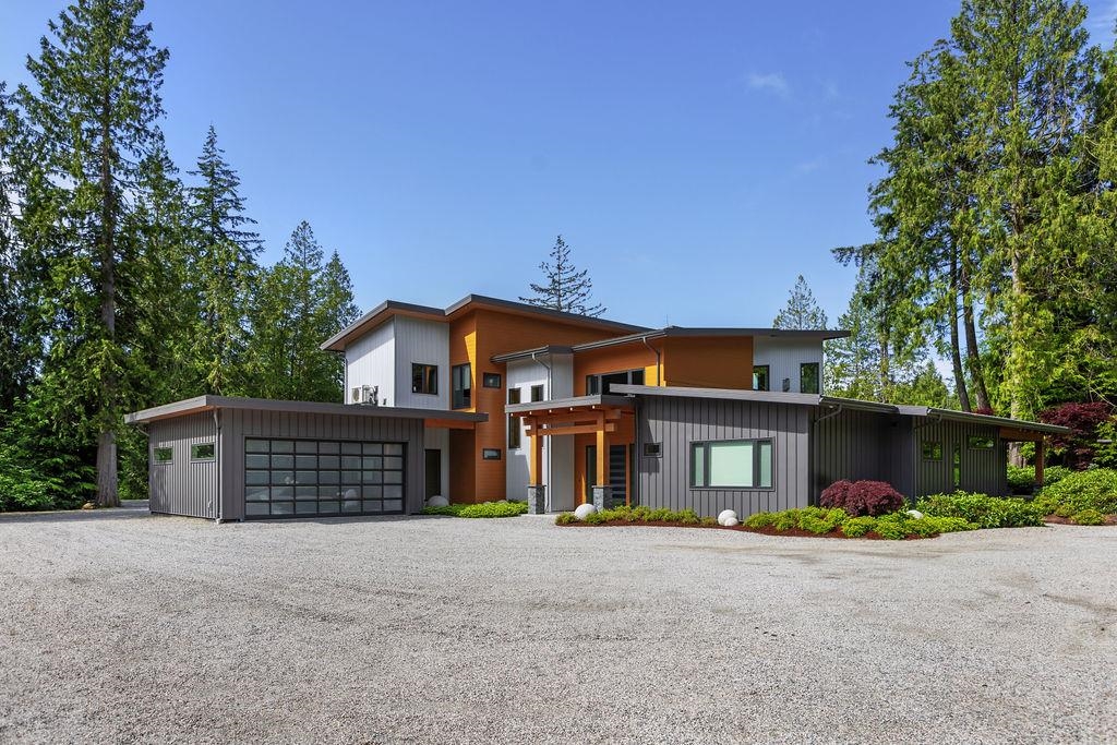1008 Stewart Road, Gibsons, BC V0N 1V7