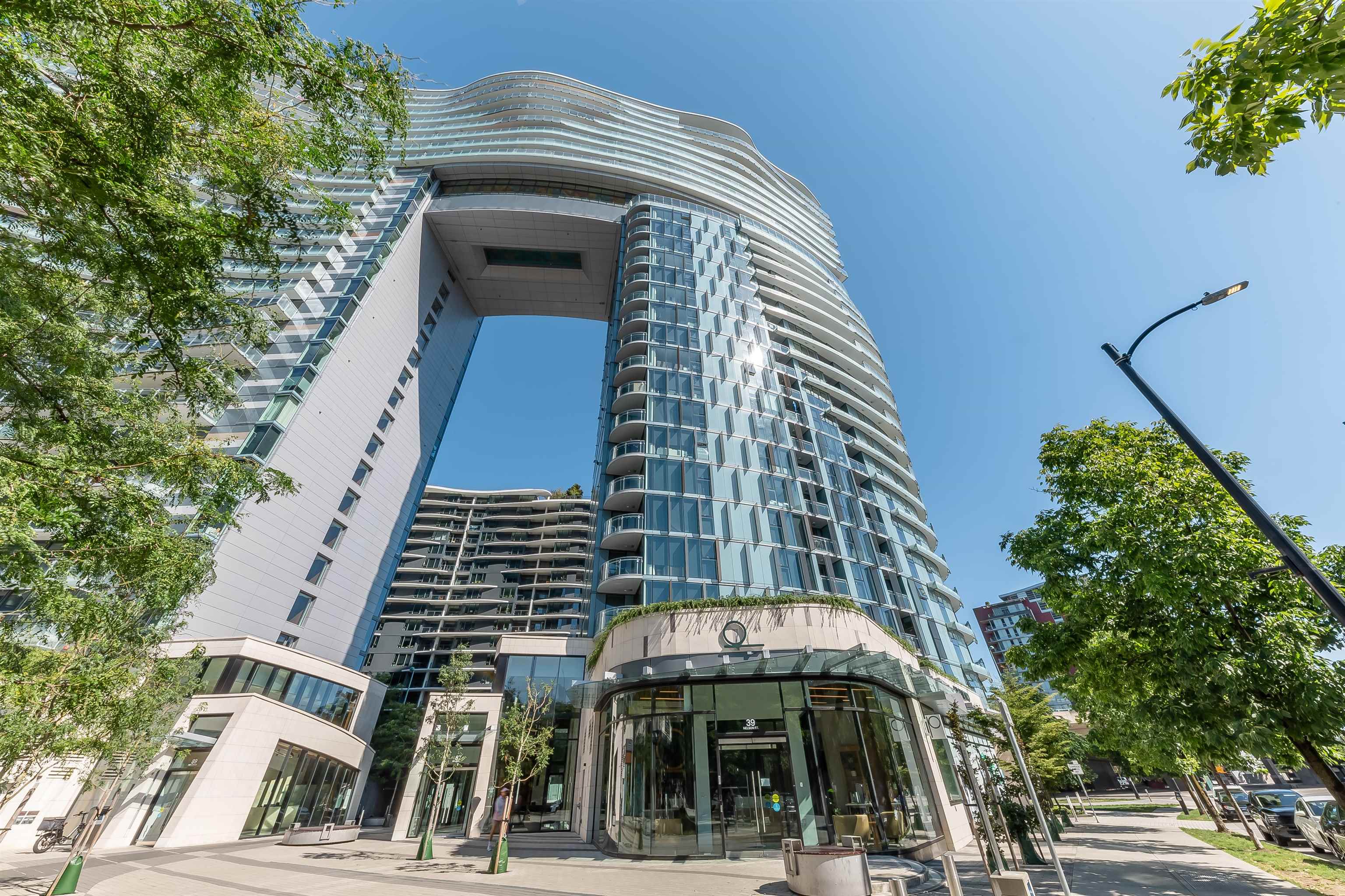89 Nelson Street #2816, Vancouver, BC V6Z 0E7