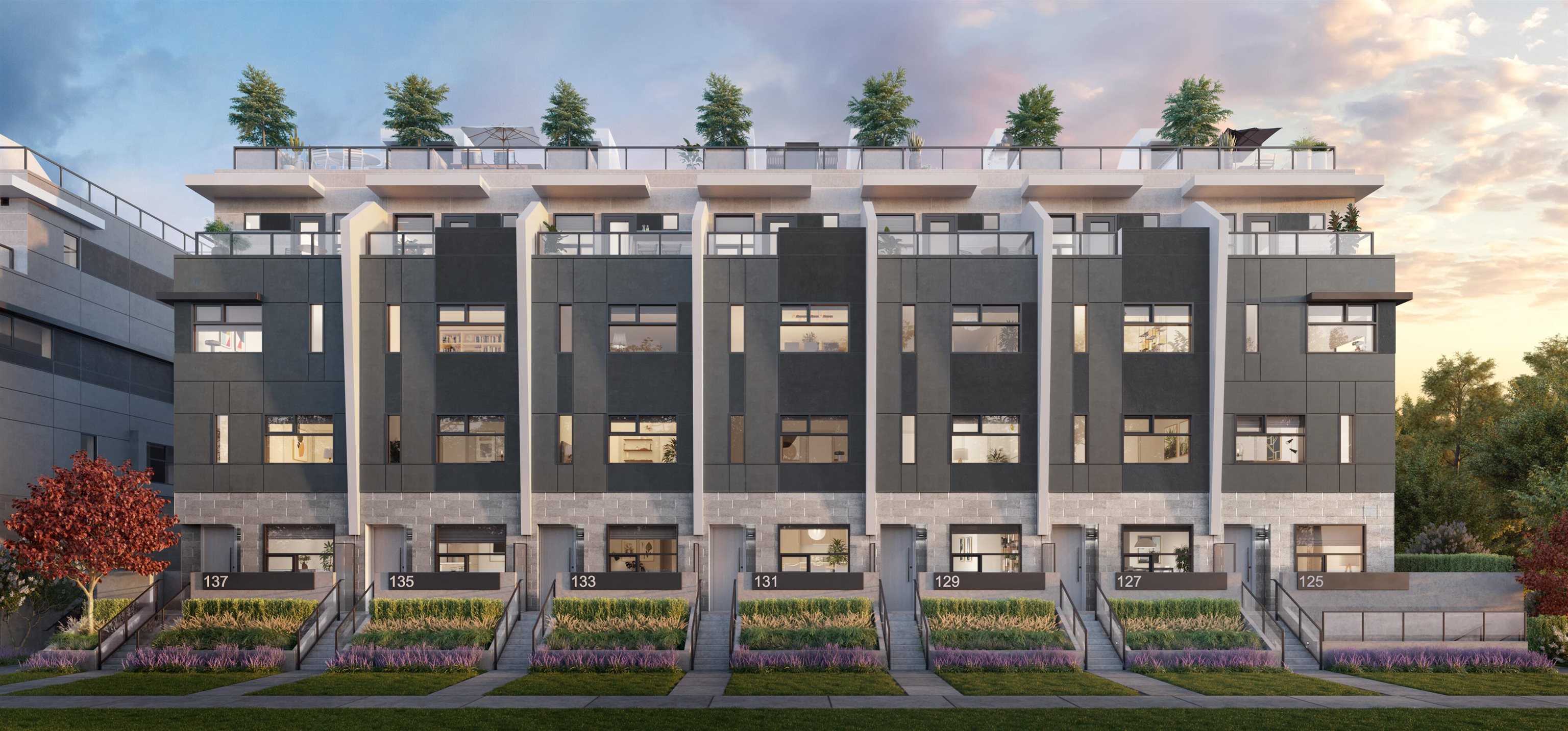 128 West Woodstock Avenue #2, Vancouver, BC V5Y 2S2